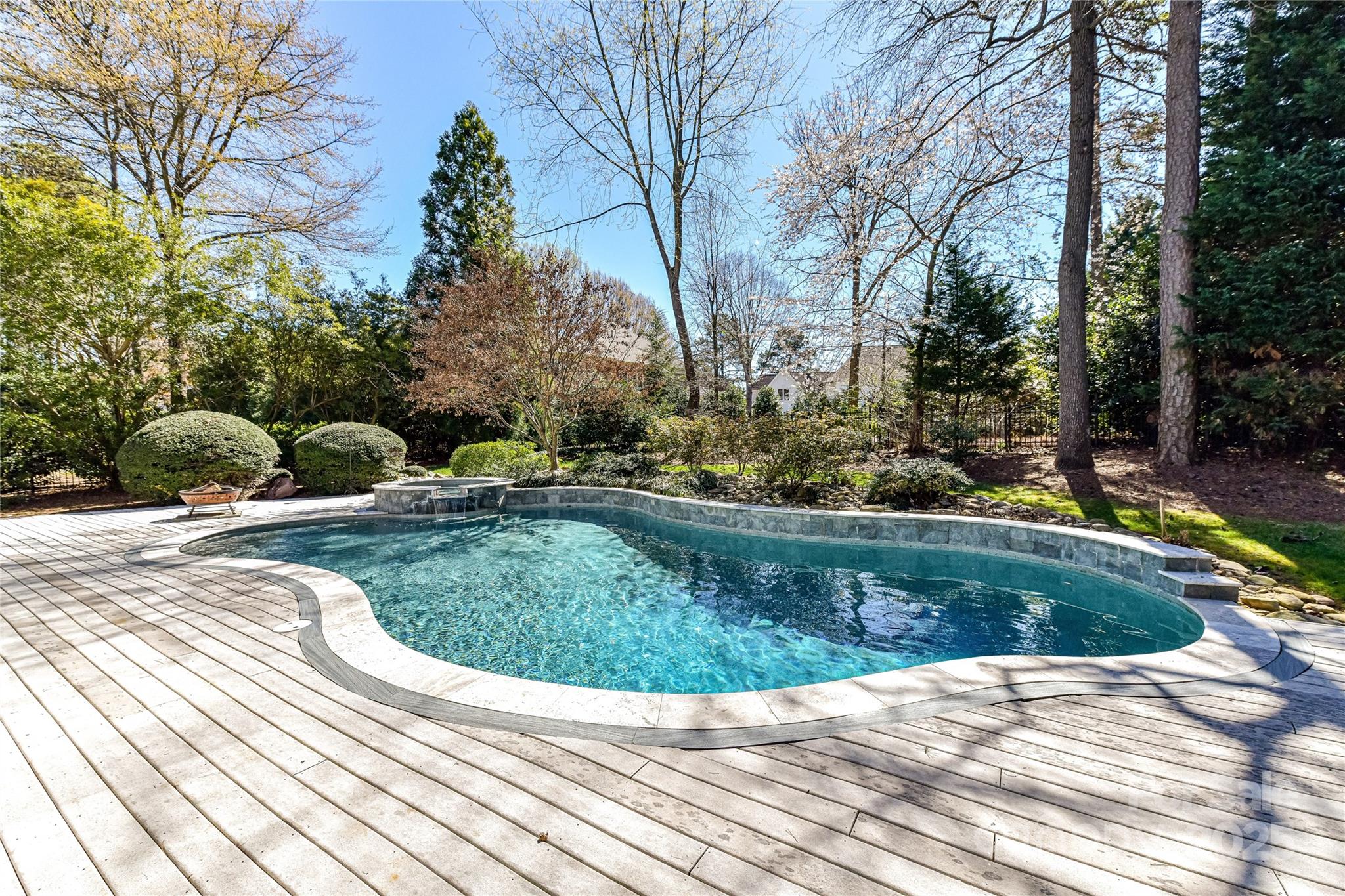 The Peninsula - Residential