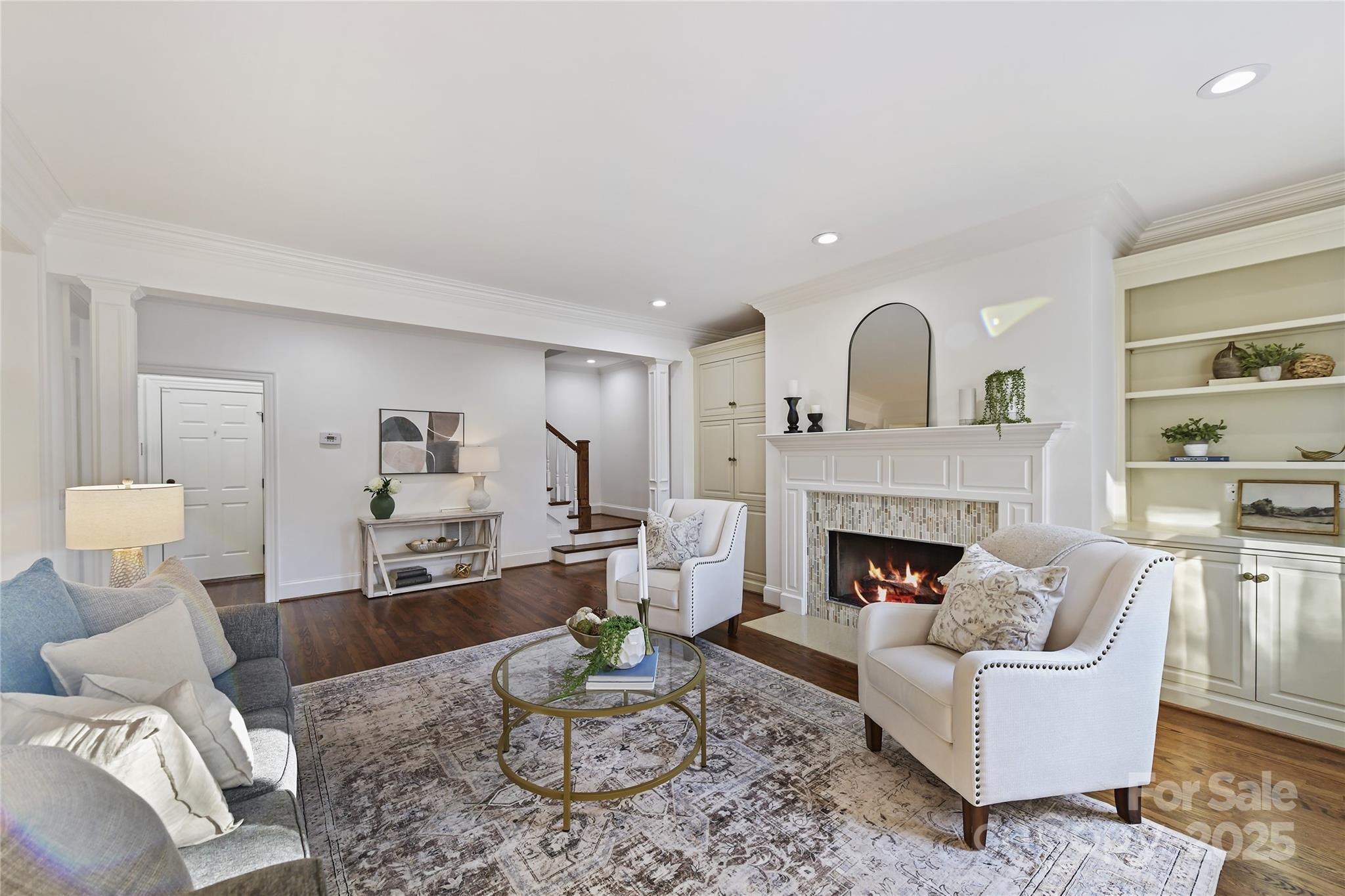 The Peninsula - Residential