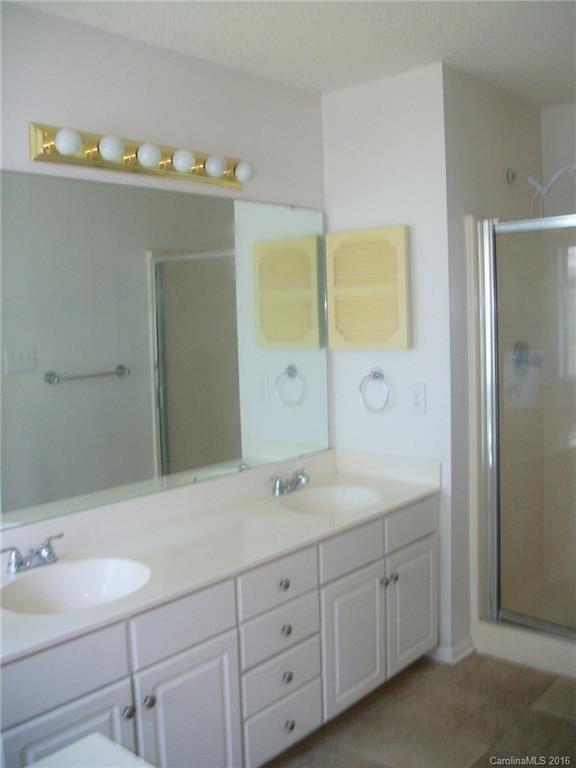 Hampton Ridge - Residential