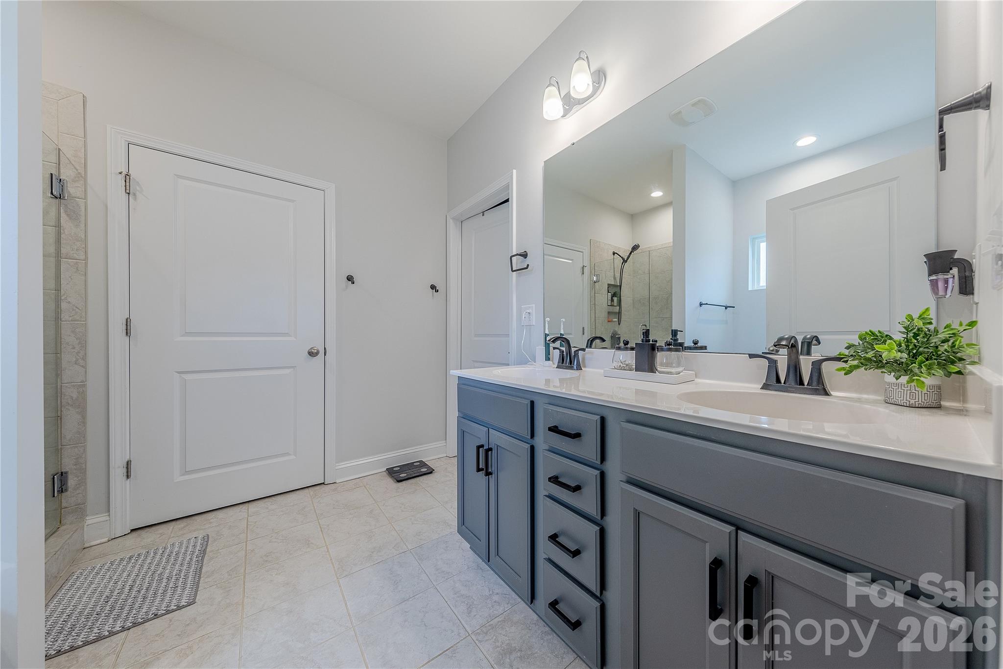 Lauren Pines - Residential