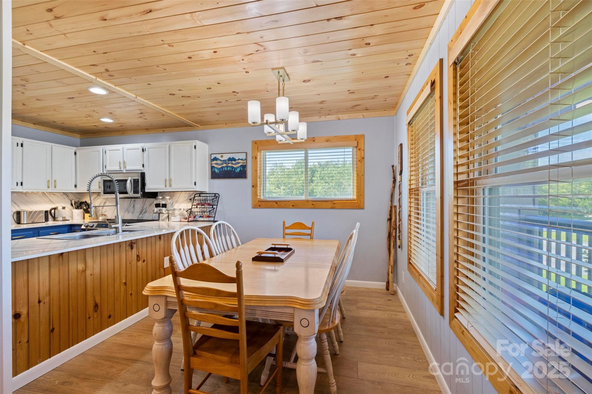 Pinnacle Inn - Residential