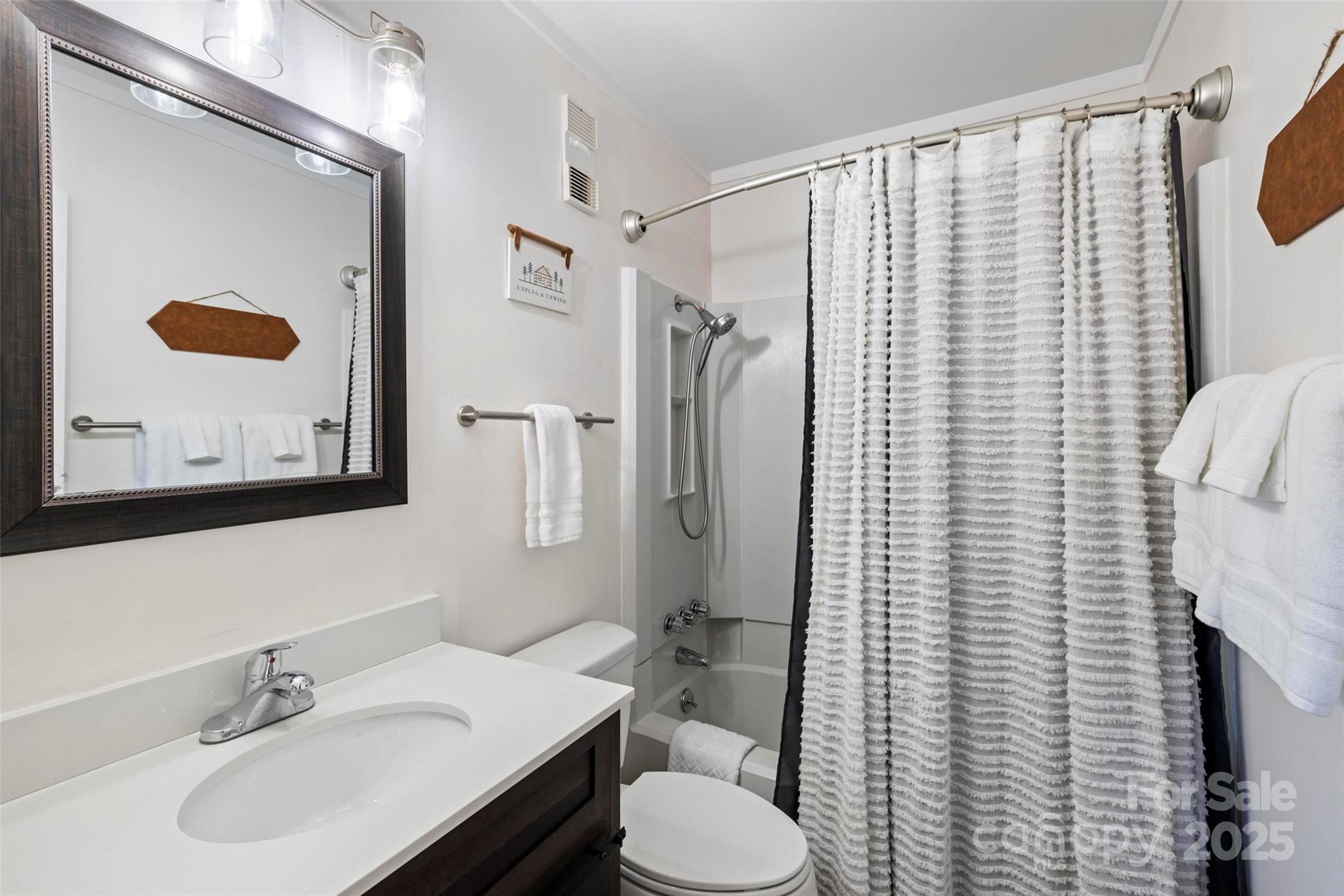 Pinnacle Inn - Residential