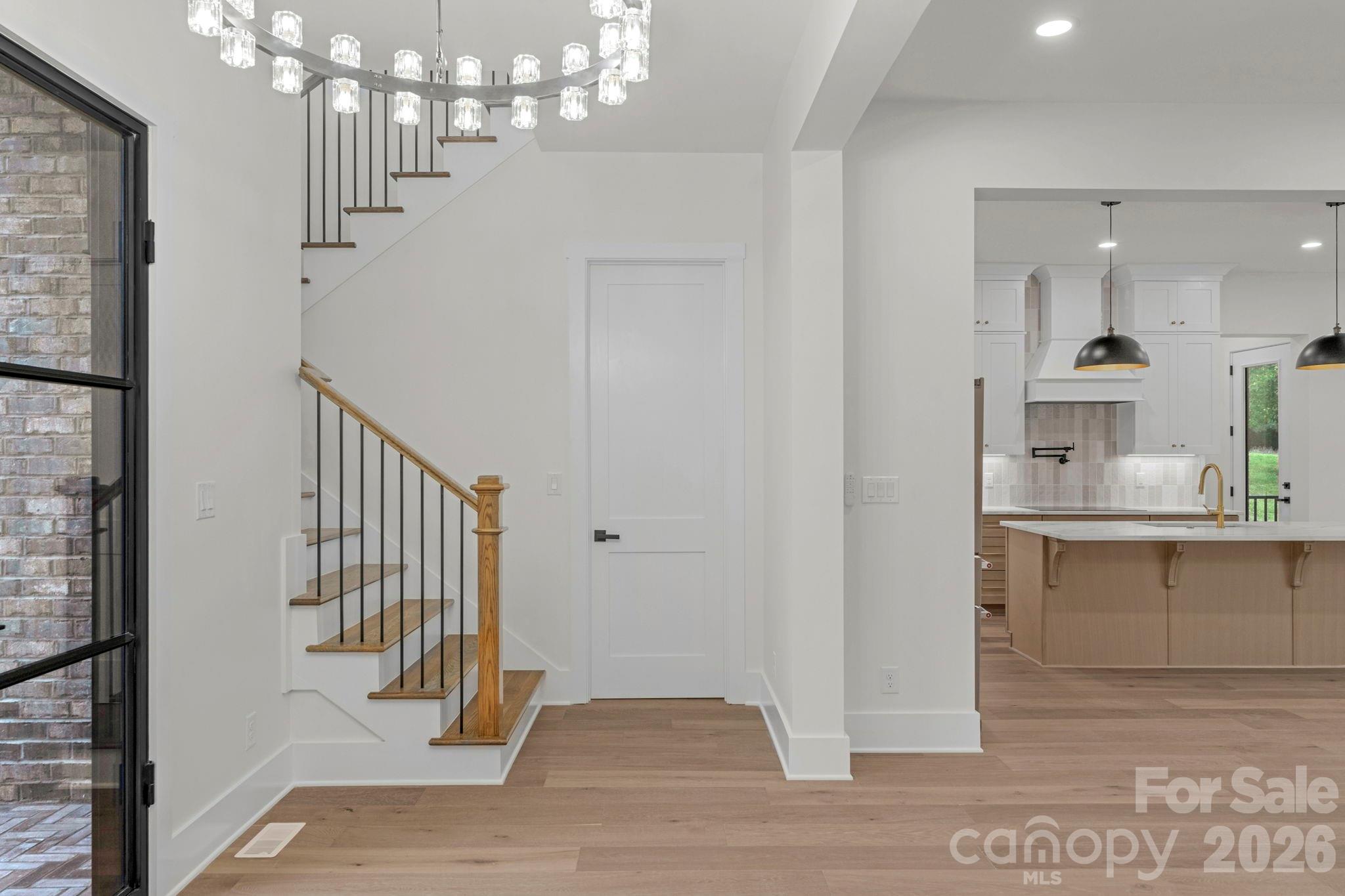 Queens Gate - Residential