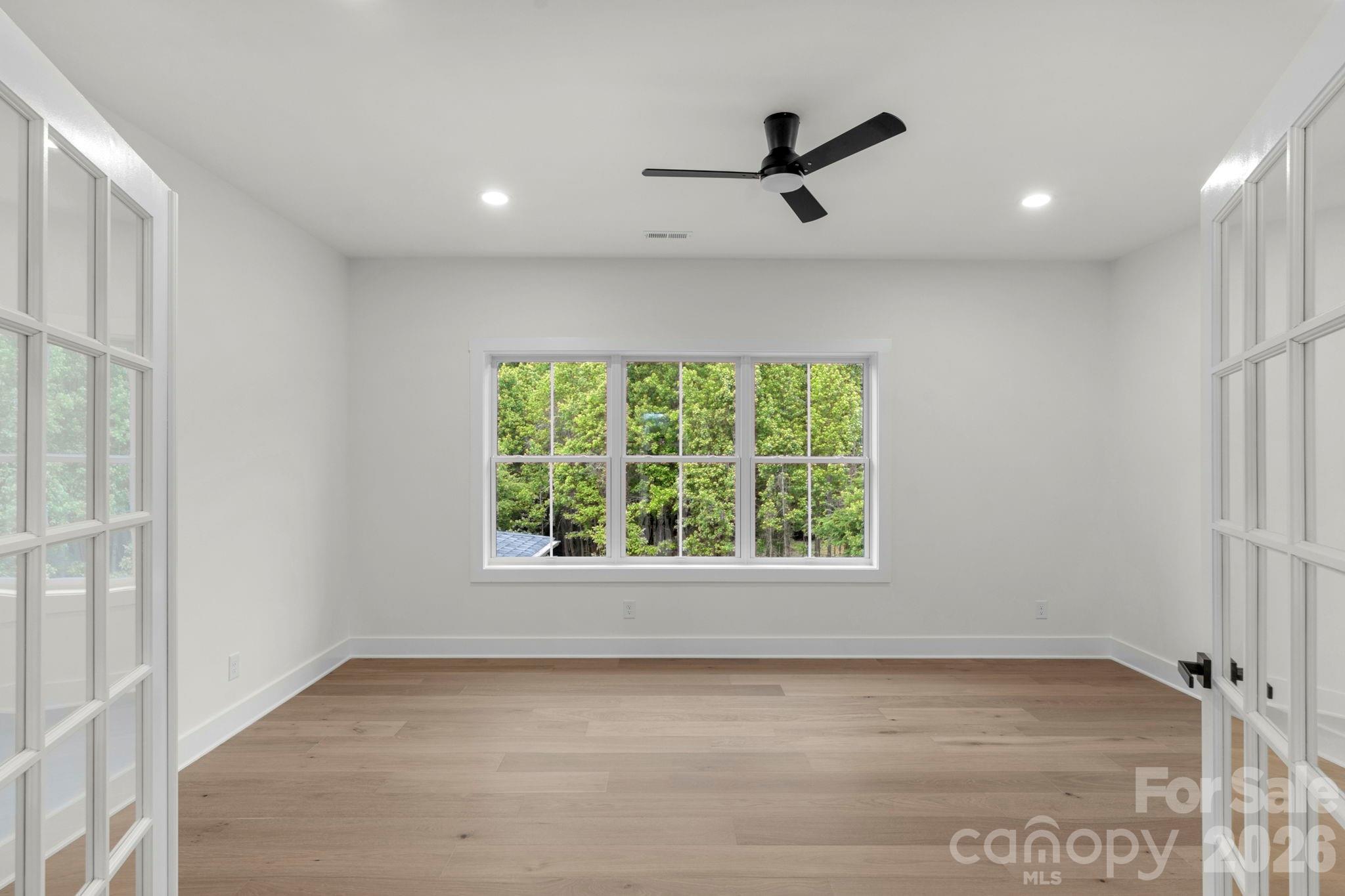 Queens Gate - Residential