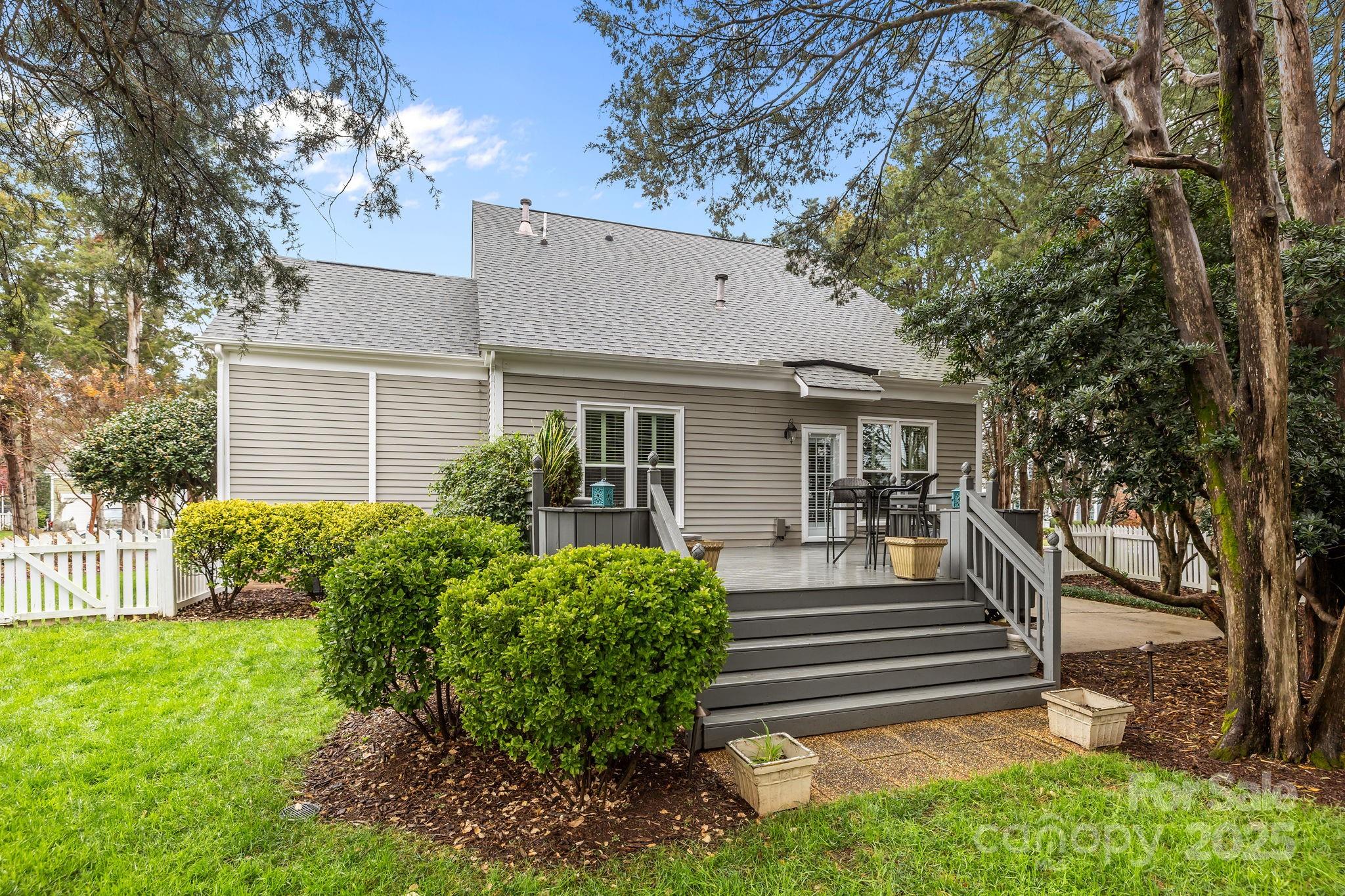 Beverly Crest - Residential