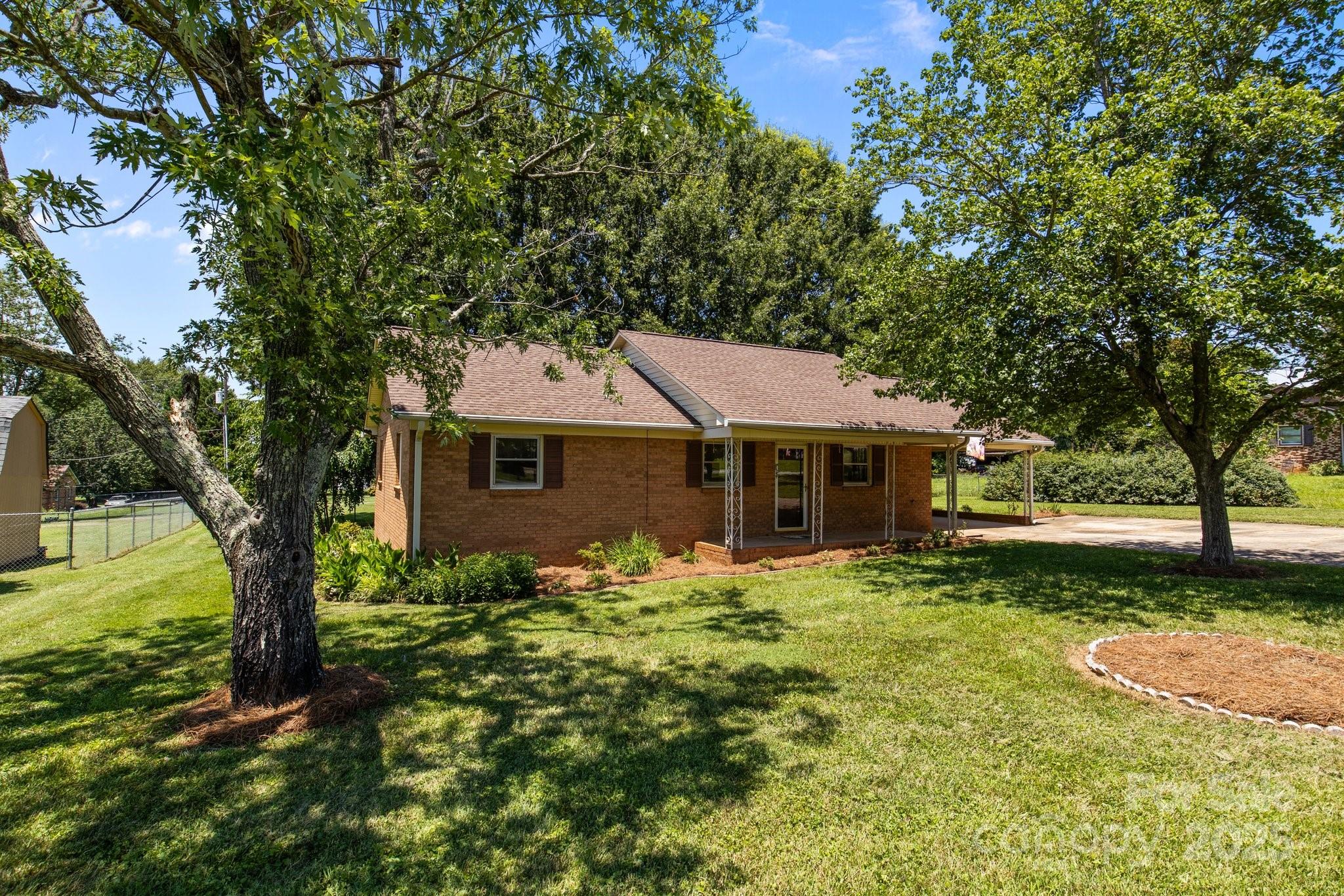 222 Mcmillian Heights Road