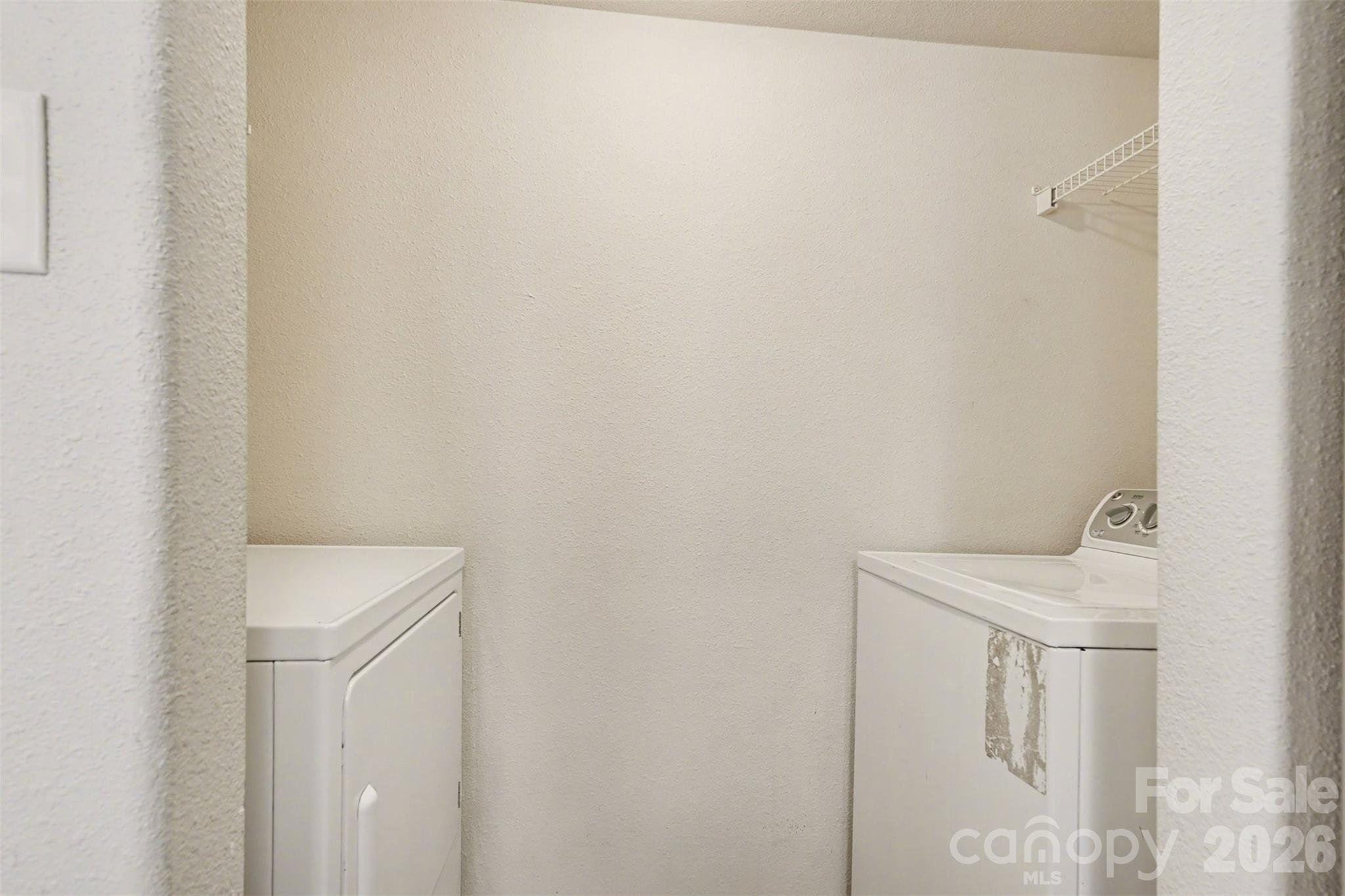 Citiside Plaza Walk Townhomes - Residential