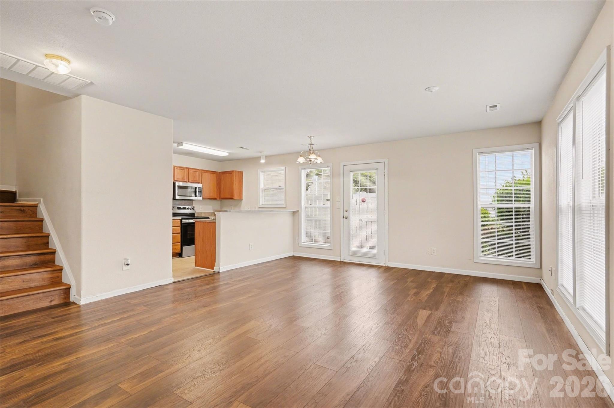 1185 Triece Lane