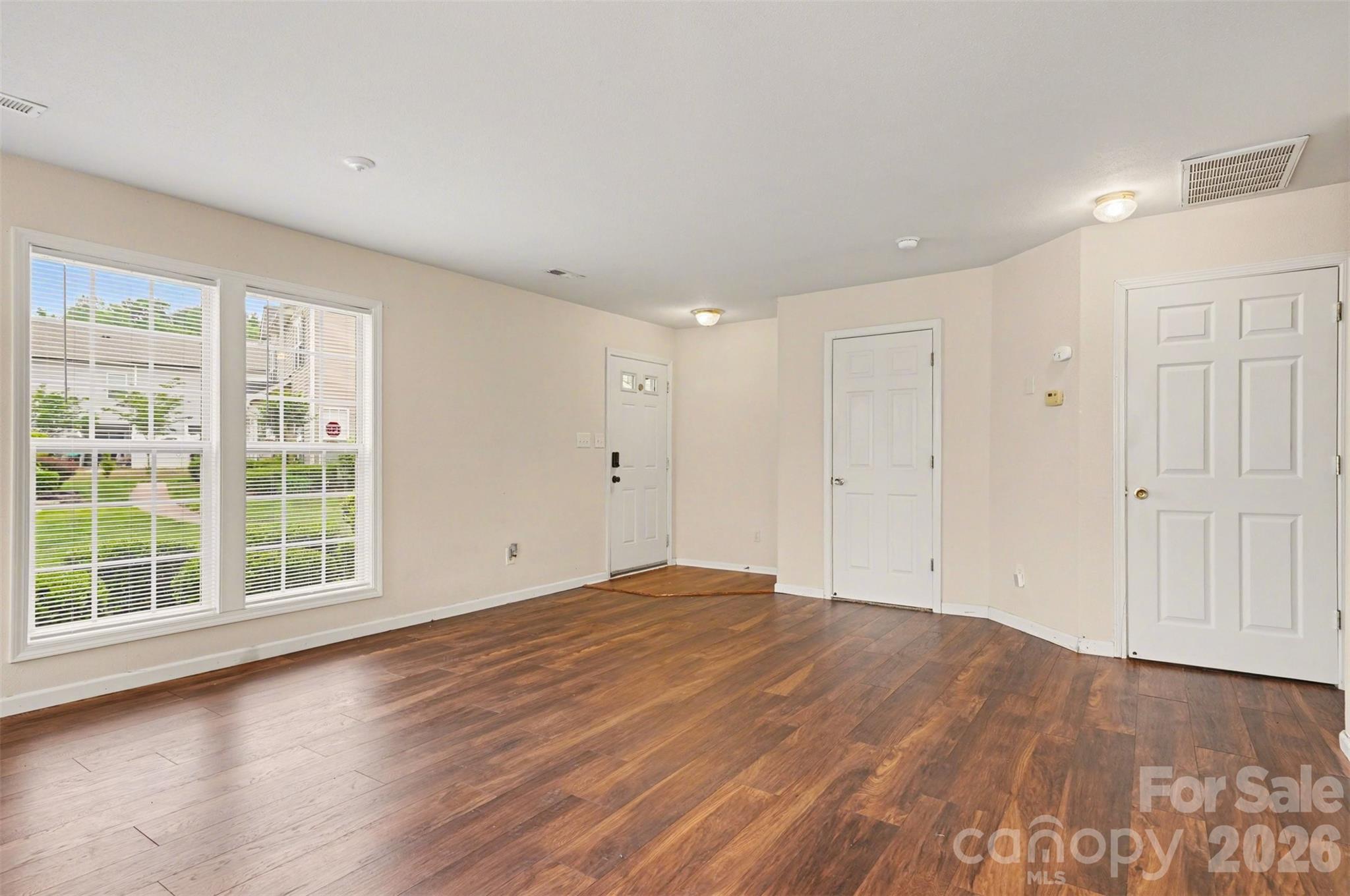 Citiside Plaza Walk Townhomes - Residential