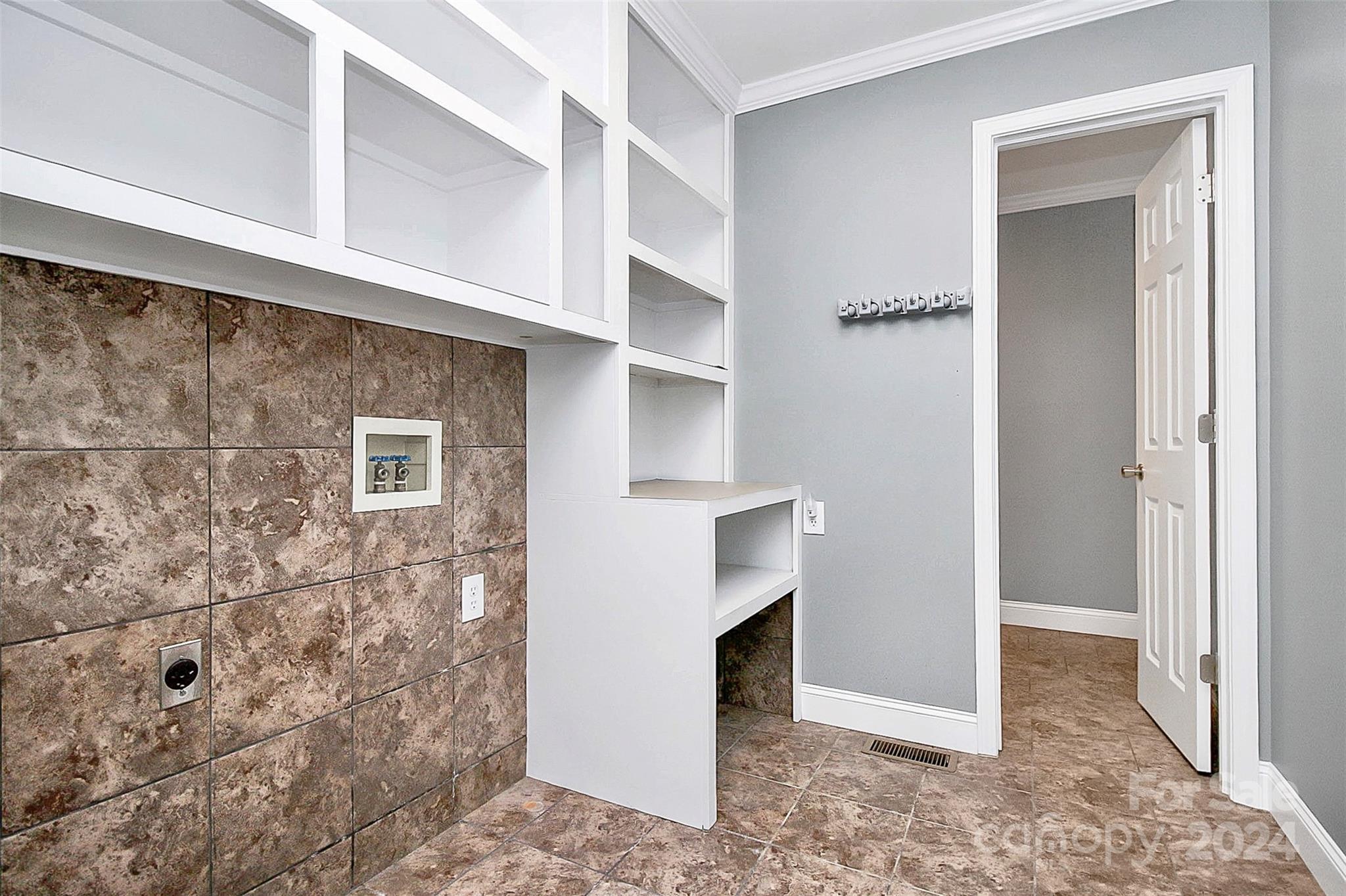 Ivy Woods - Residential