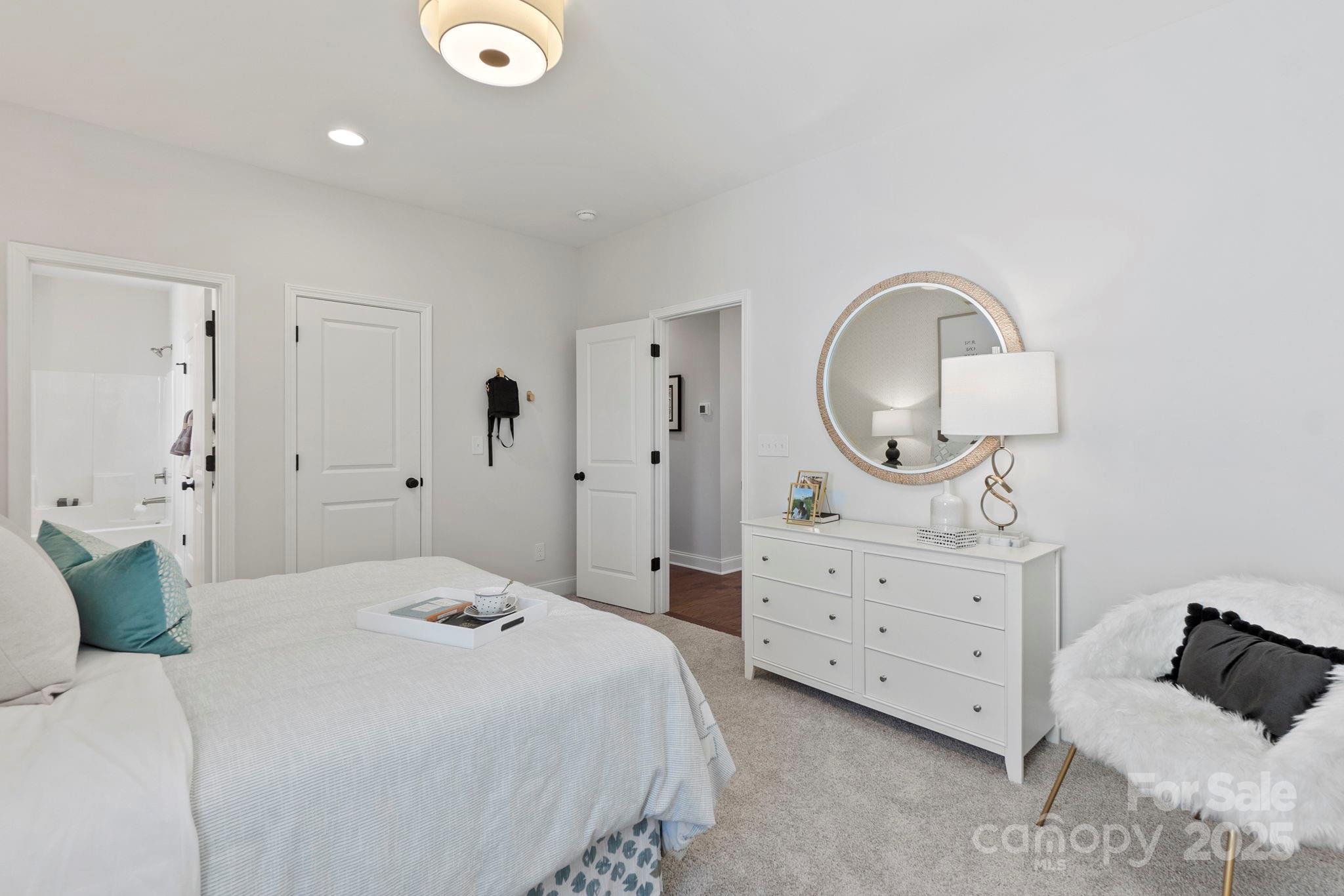 The Estates at Sugar Creek - Residential