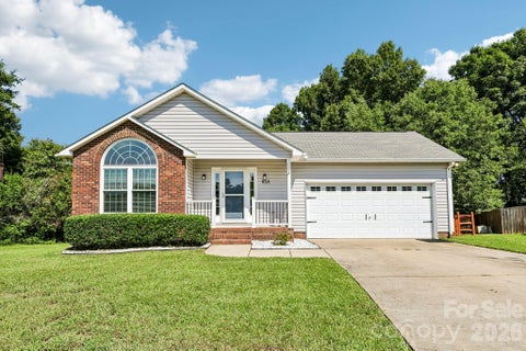 Photo of 854 Highlander Court, Concord, NC 28025 (MLS # 4418771)
