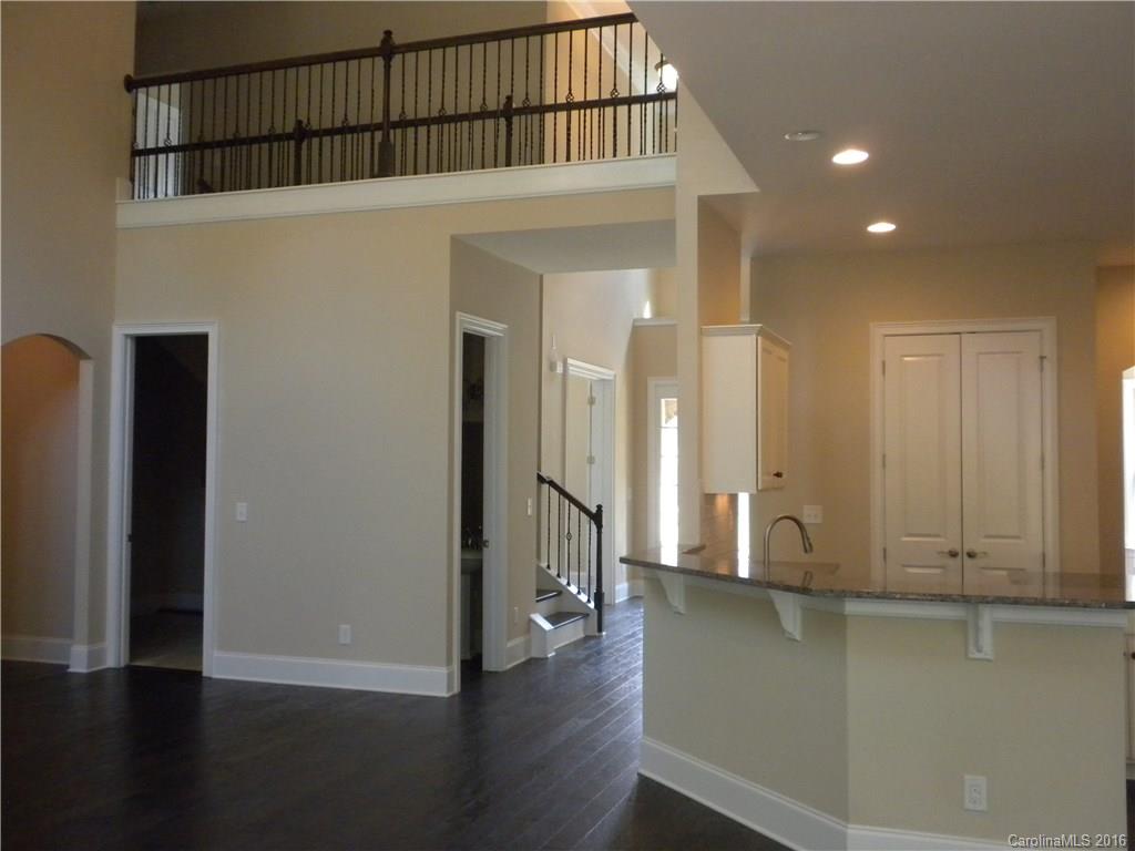 The Retreat At Sunset Ridge - Residential