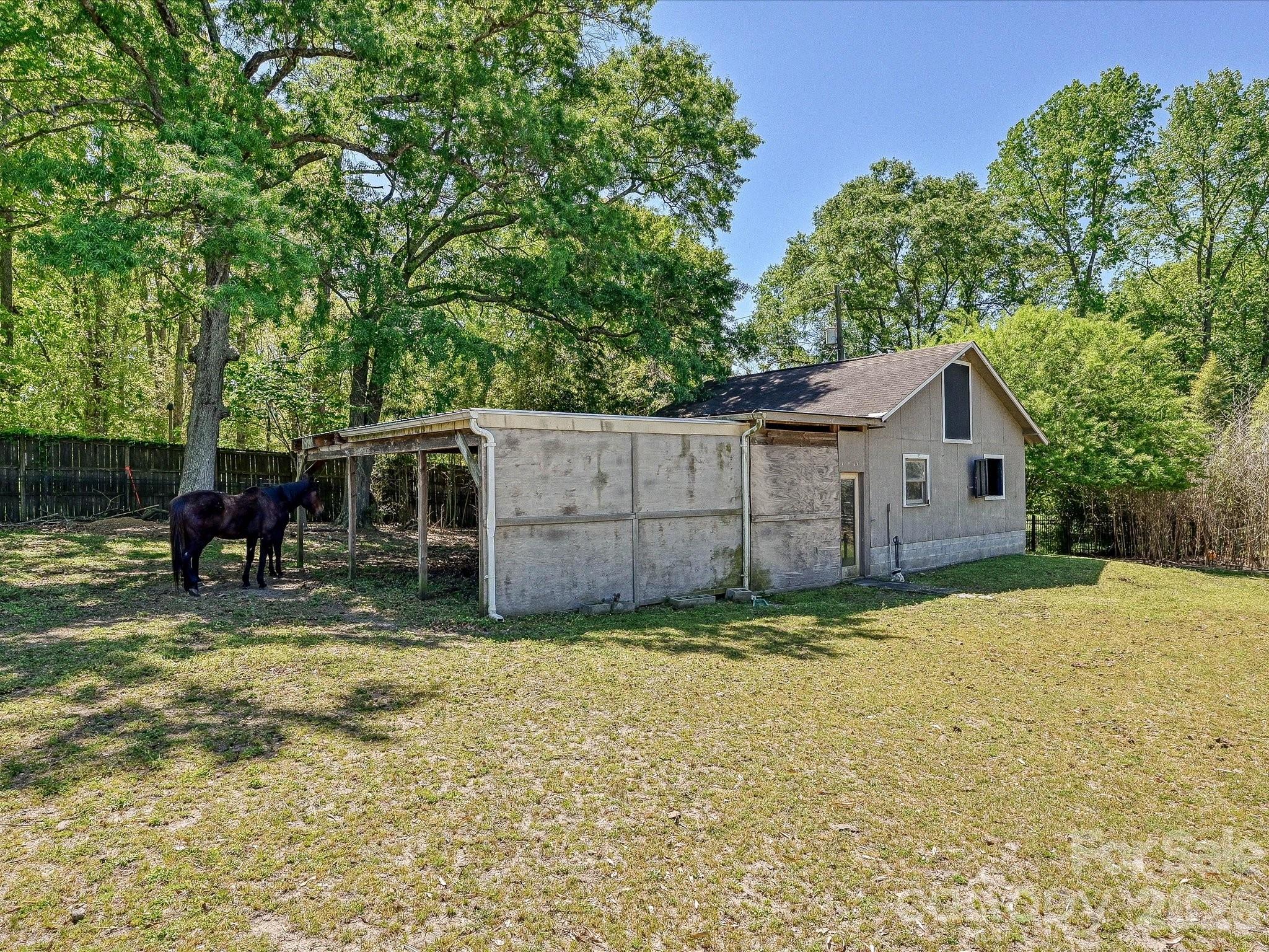 Black Horse Run - Residential