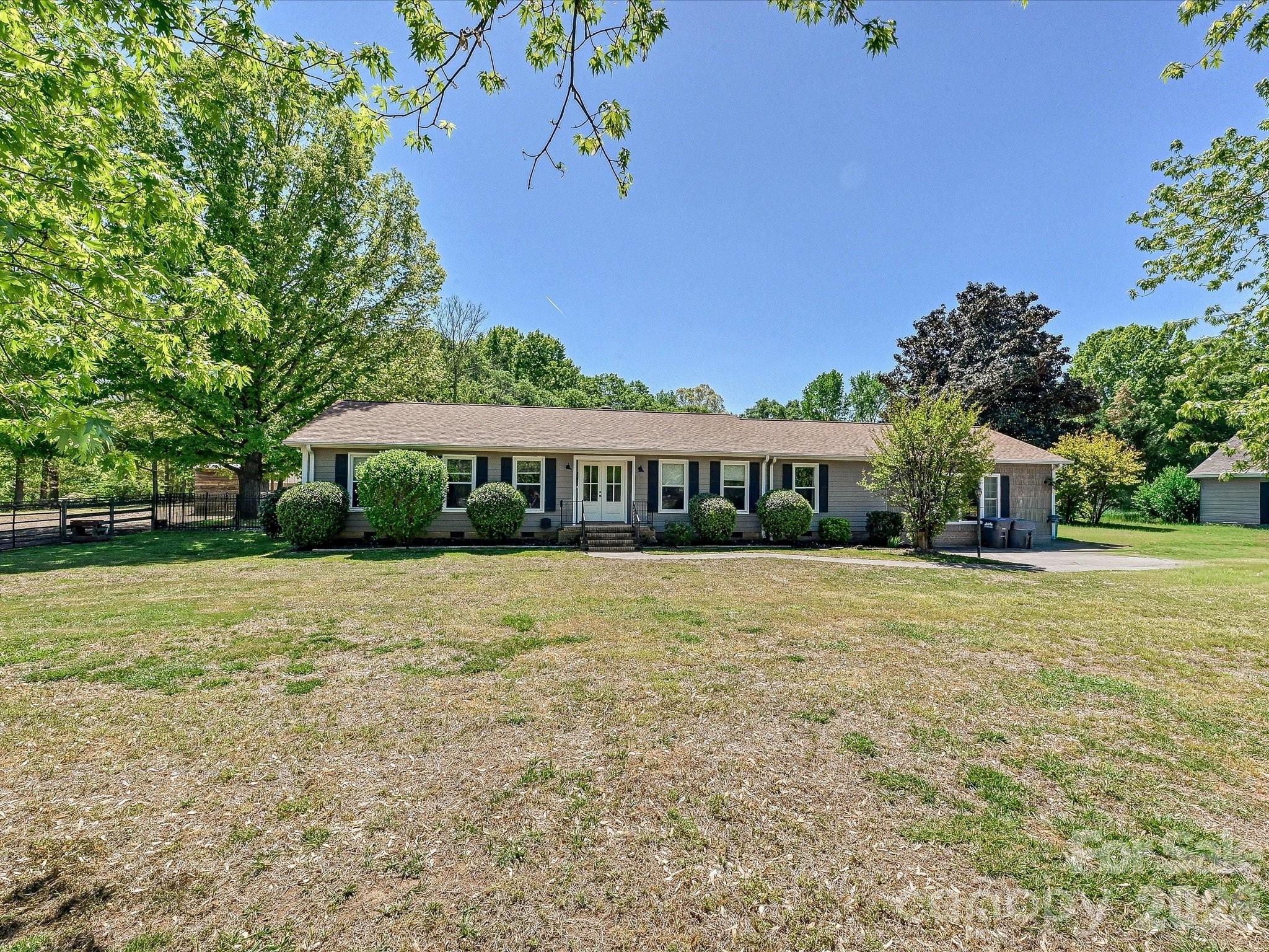 Black Horse Run - Residential