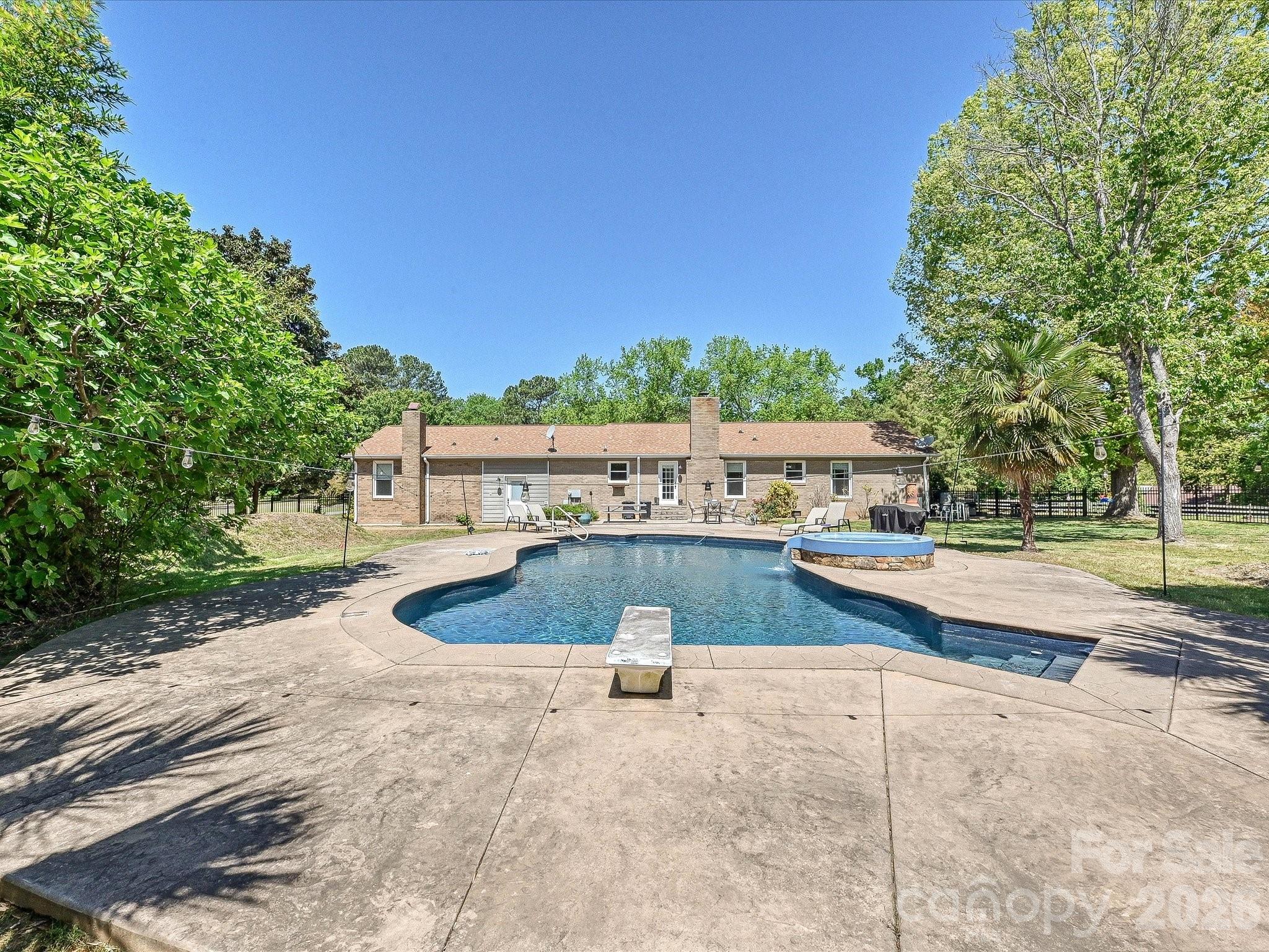 Black Horse Run - Residential