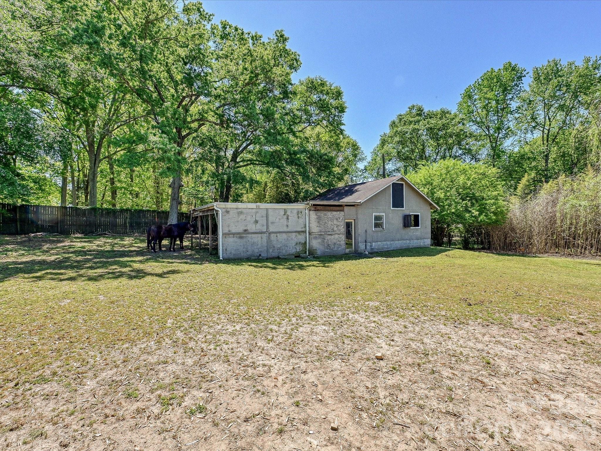 Black Horse Run - Residential