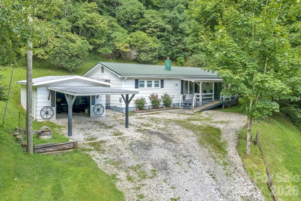 2850 Henson Creek Road, Newland, NC, 28657