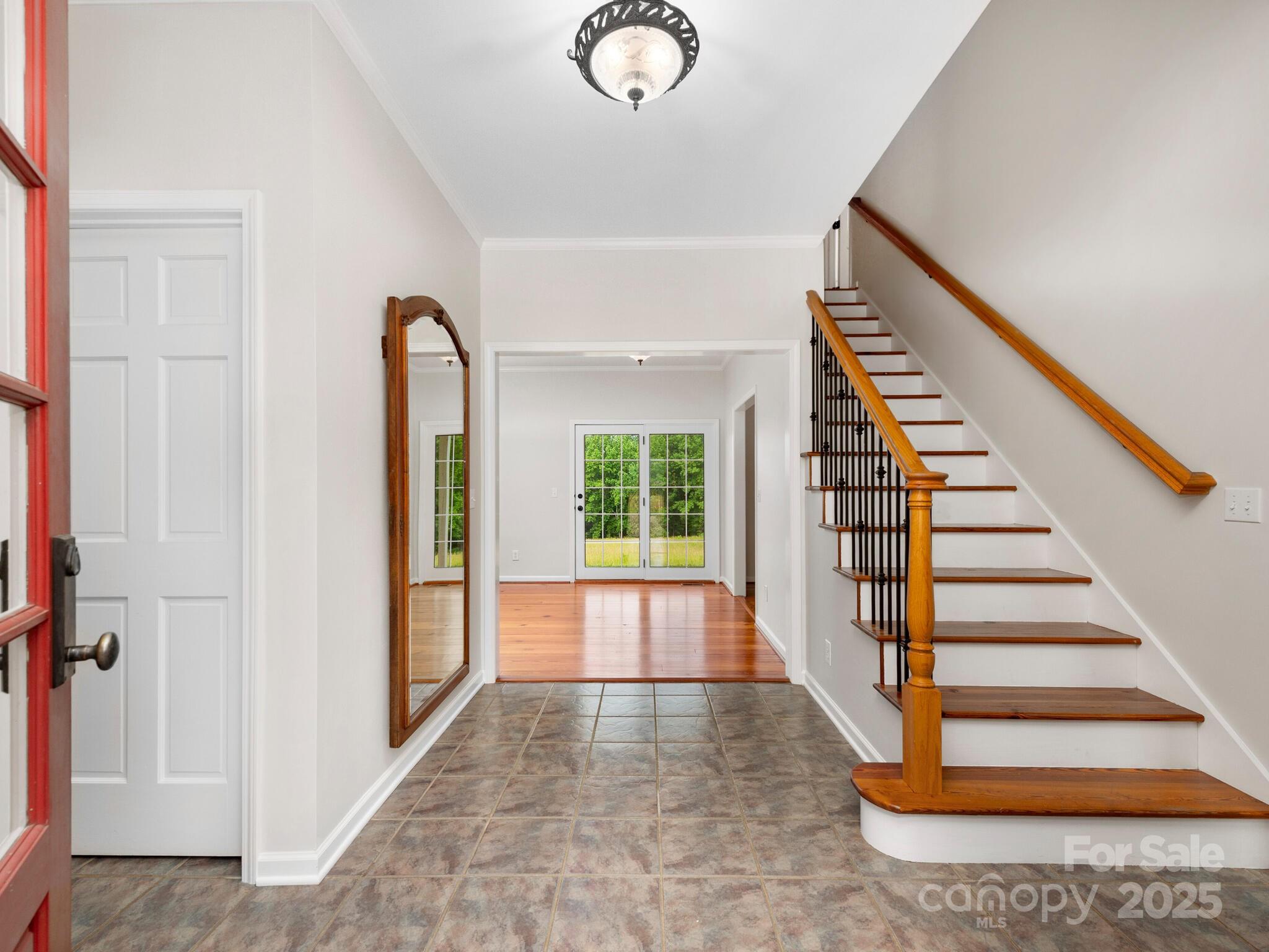216 Mount Vernon Drive