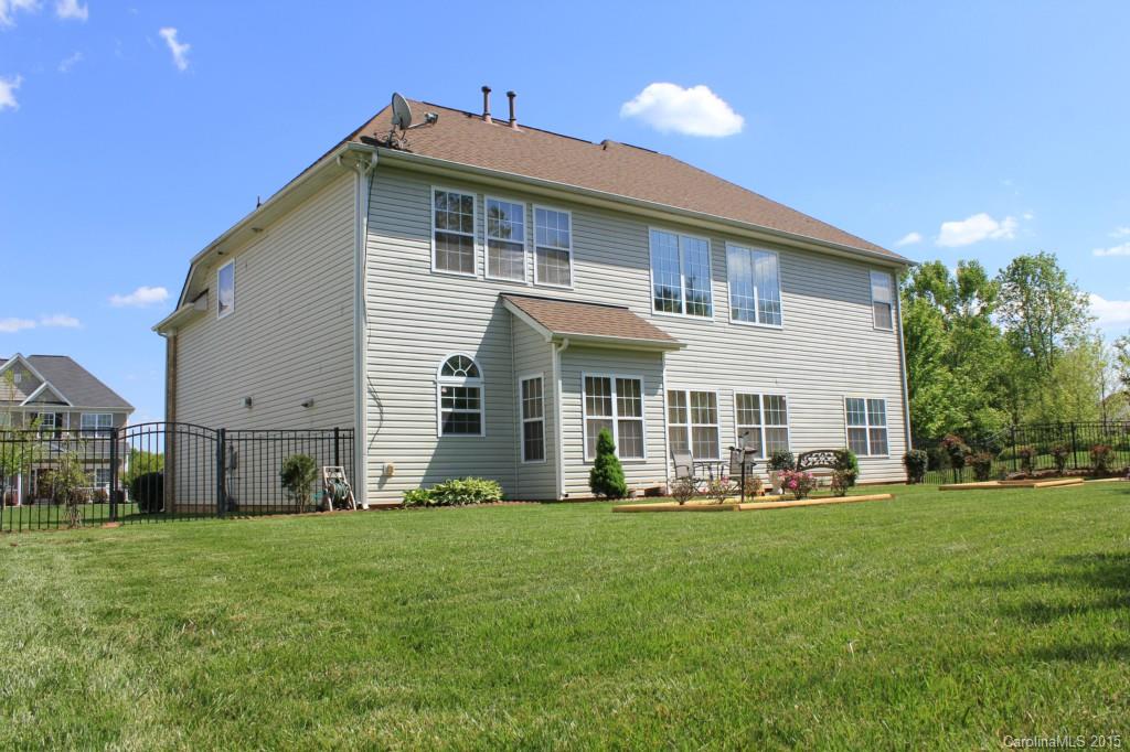 Moss Creek Village - Residential