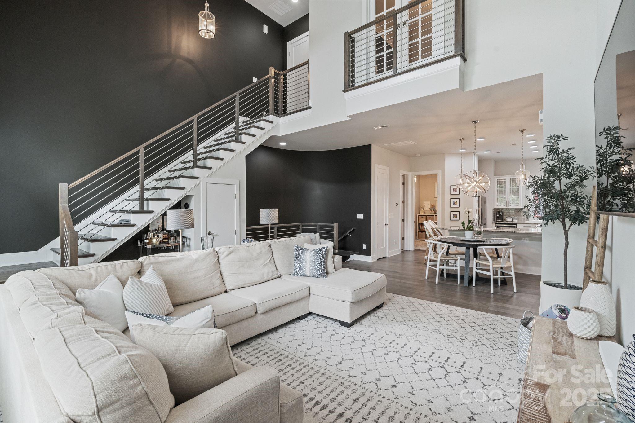 2514 Marshall Place