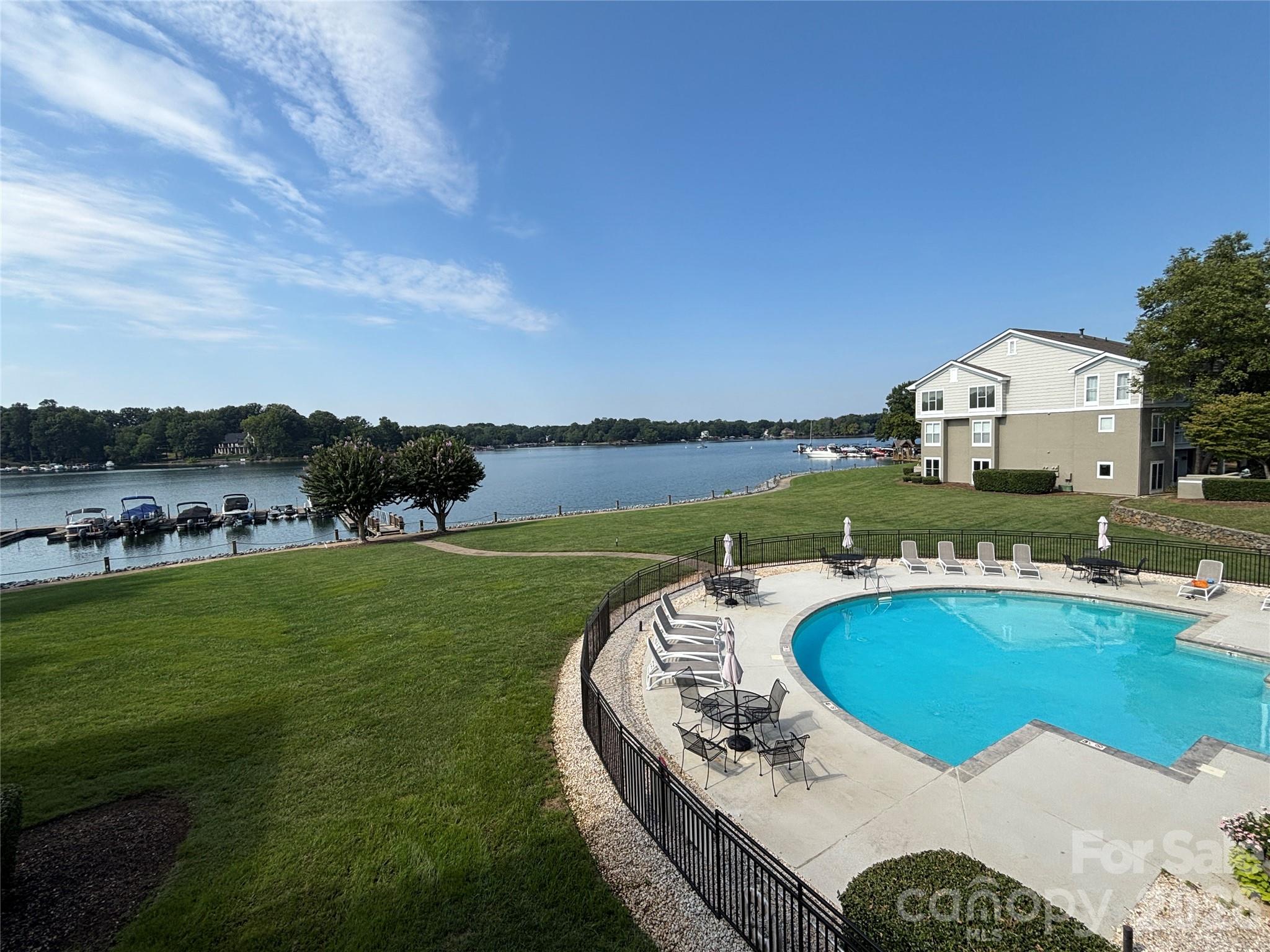 1332 Torrence Circle