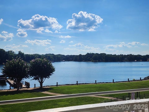 Photo of 1332 Torrence Circle, Davidson, NC 28036 (MLS # 4422465)