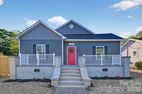 Photo of 1309 Fairmont Street, Charlotte, NC 28216 (MLS # 4367473)