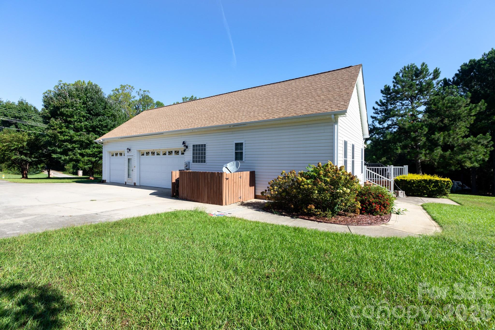 2818 Baird Road 7