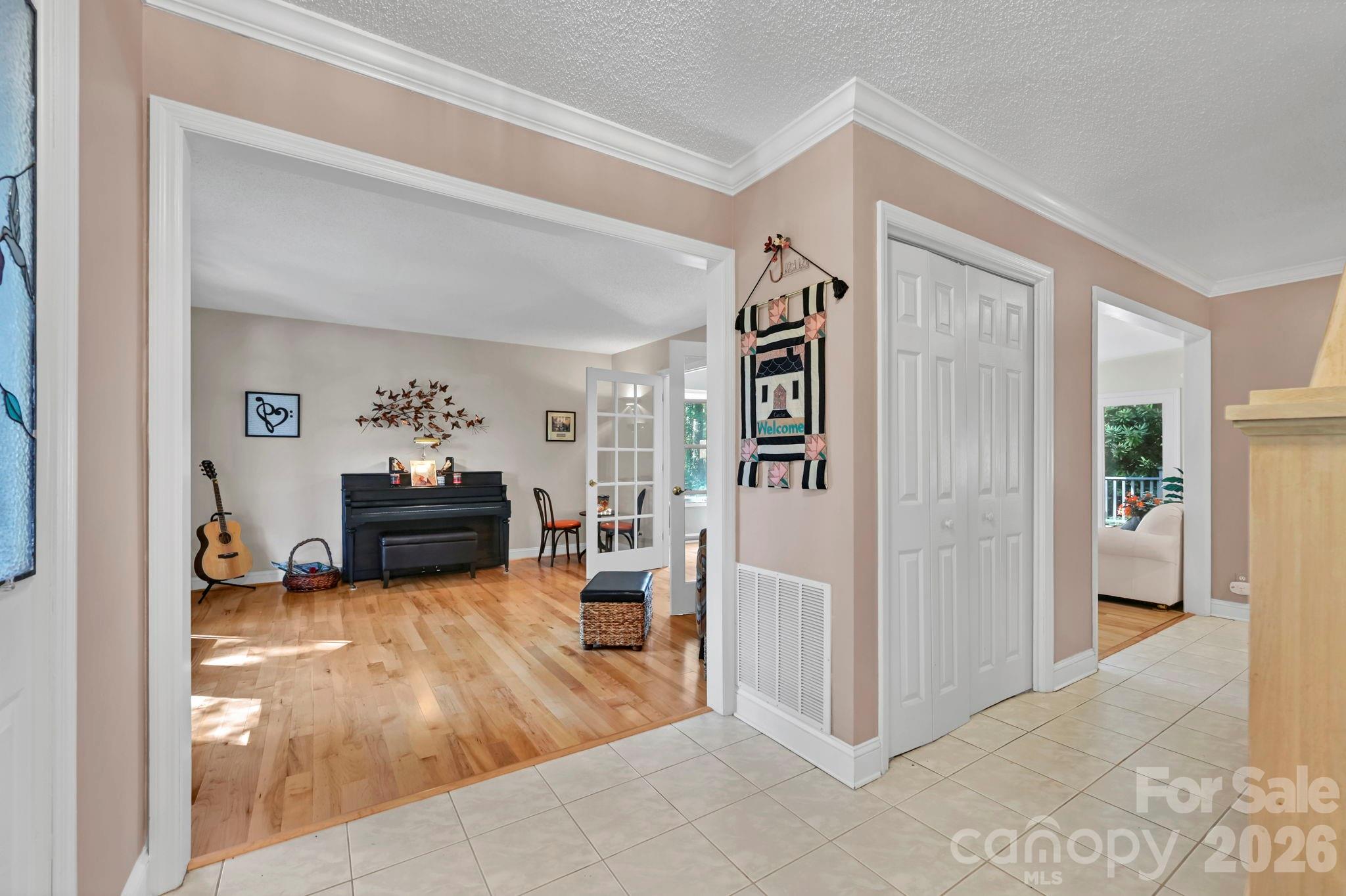 25 Weston Heights Drive