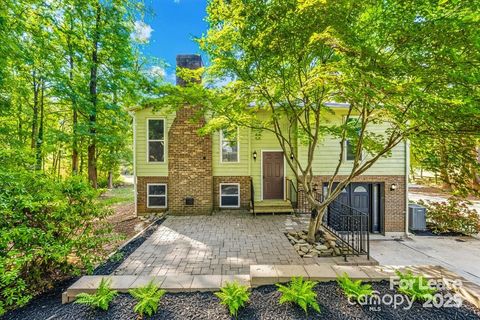 Photo of 3211 Winding Trail, Matthews, NC 28105 (MLS # 4305979)