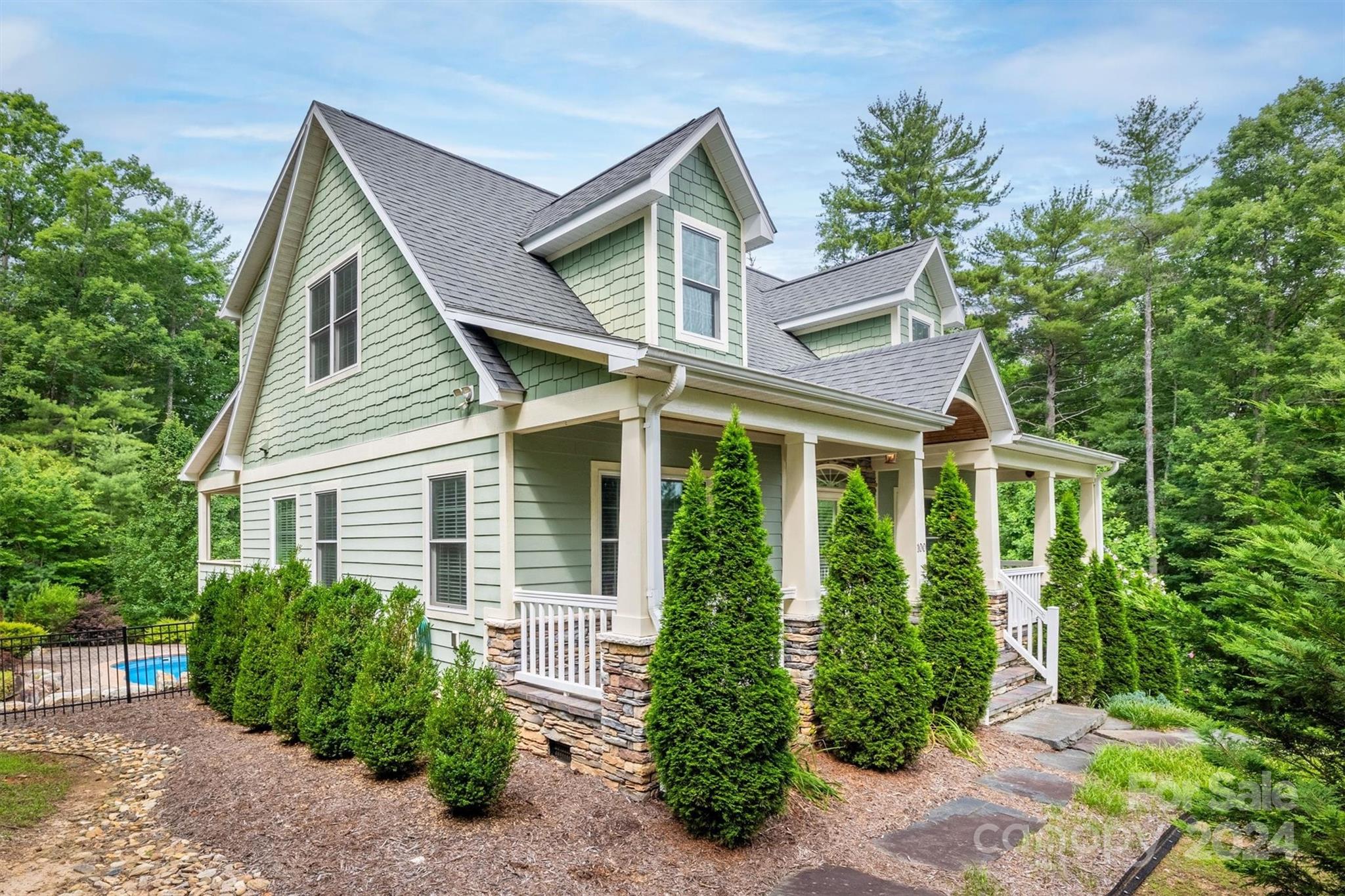 La Foret - Residential