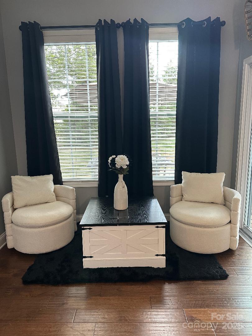 Lakewalk - Residential