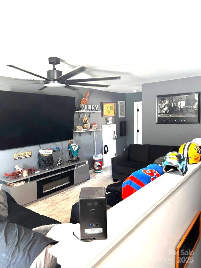 Lakewalk - Residential