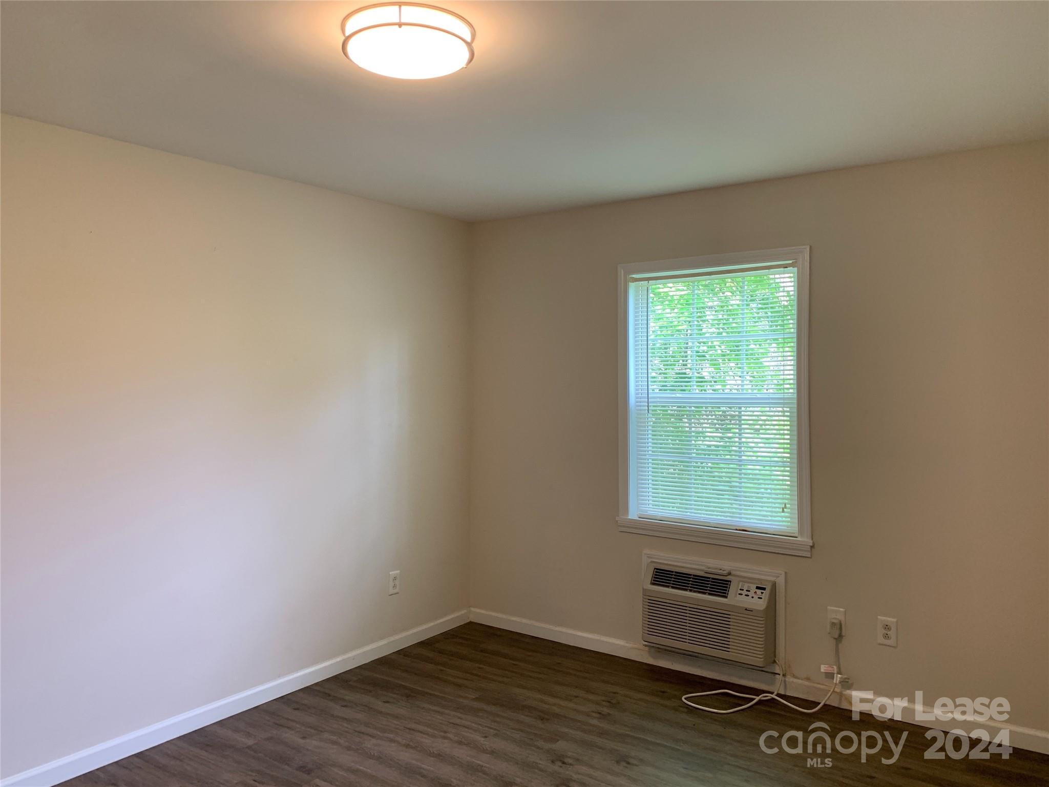 Myers Park - Residential Lease