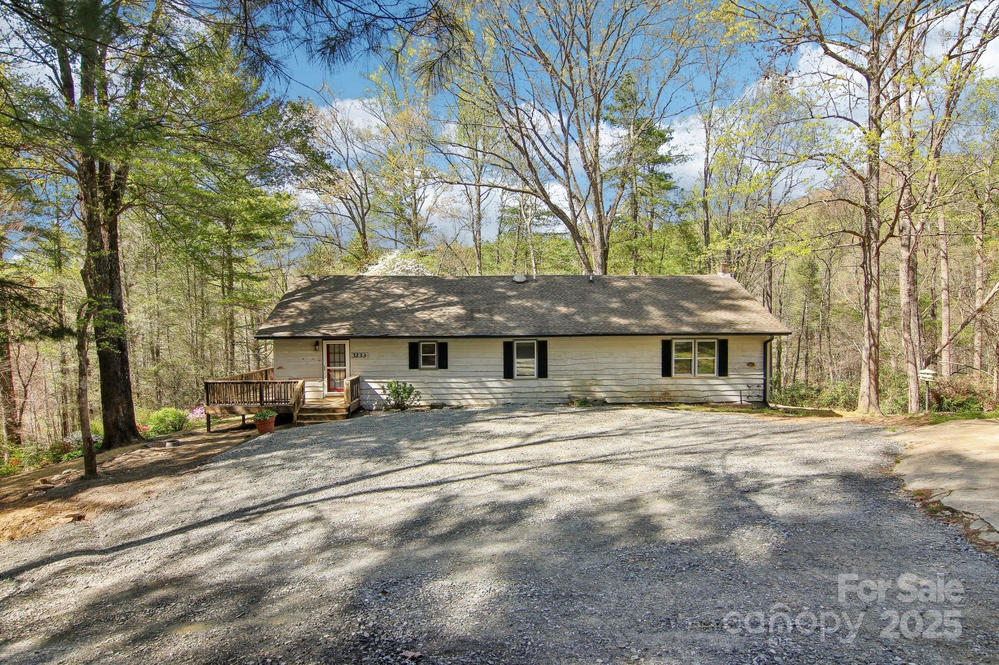 3233 Hebron Road