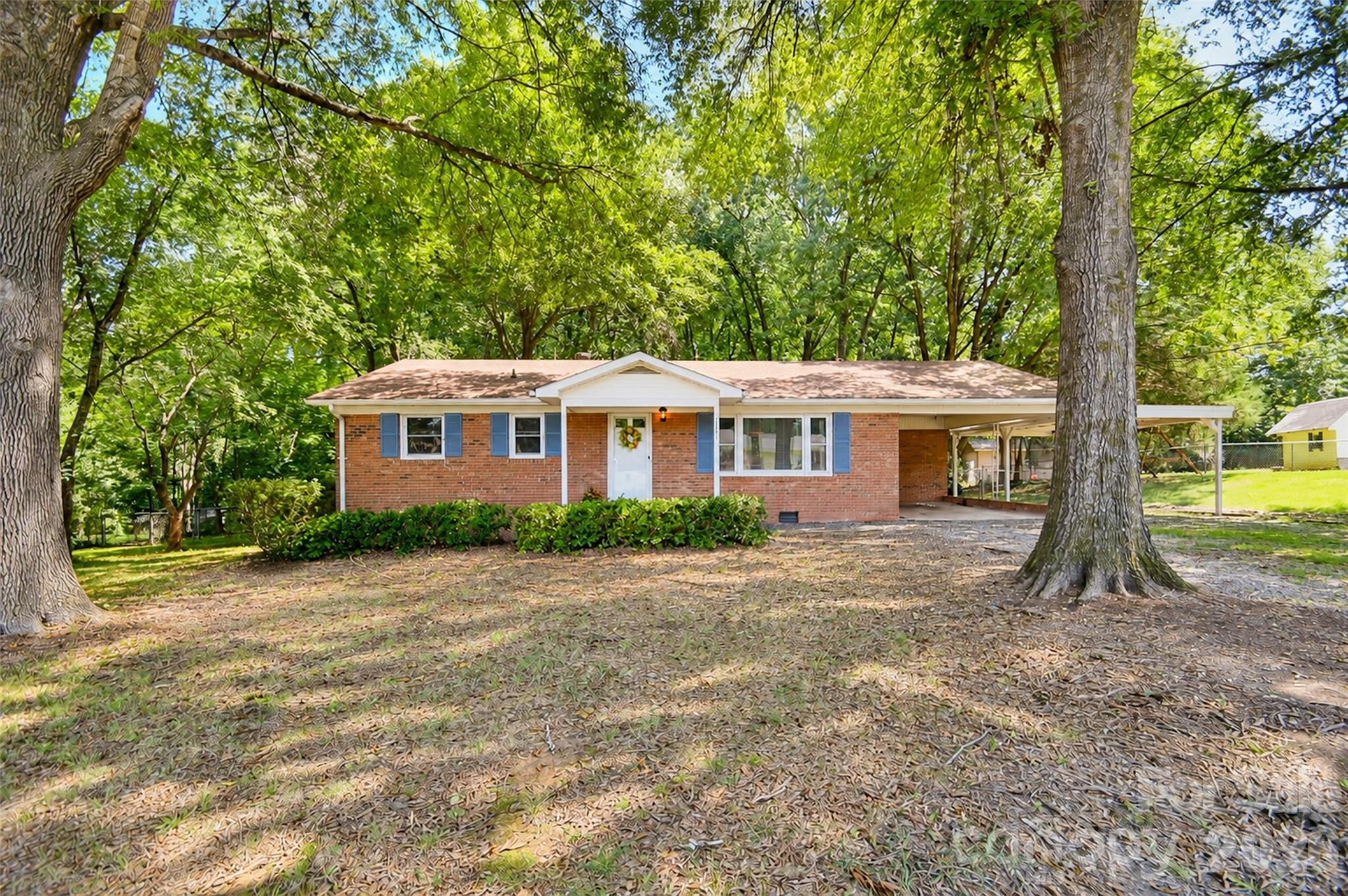 2281 Munsen Road