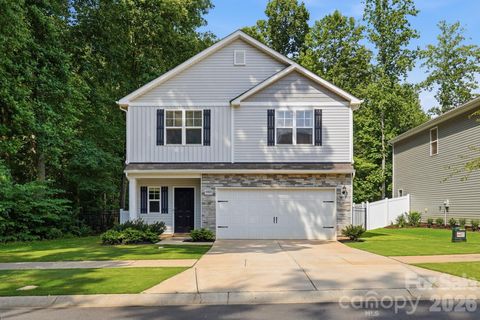 Photo of 4005 Ruth Creek Court, Charlotte, NC 28216 (MLS # 4399048)
