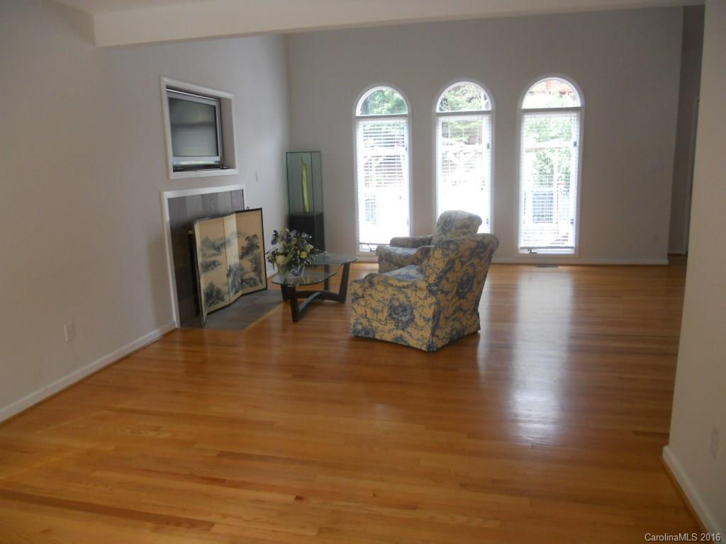 Tega Cay - Residential