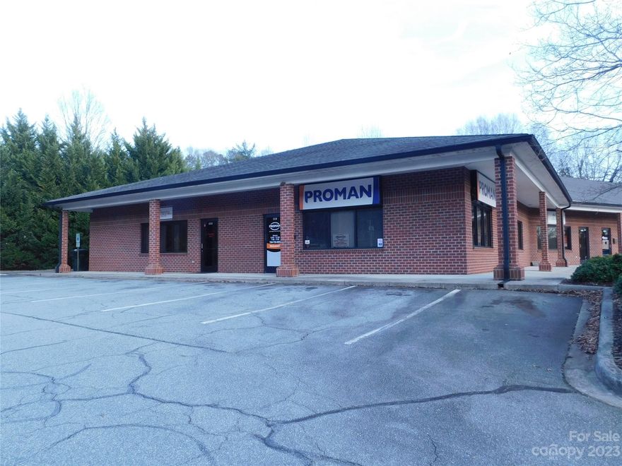 PRIME OFFICE BUILDINGS - OVER 16,00SF of office rental space.  Units range from 1000SF to 2400SF.  Units have one half bath per 1000SF.  Some long term tenant leases.  Single building has two 2400SF, each with 2 half baths. All sheetrock walls, flooring ranges from carpet and linoleum combinations.  Each tenant pays their utilities (natural gas heat, electricity, phone). Ample parking for customers (88 spaces) including 4 handicap spaces.  Corner location, easy access, private location. Entry off N Flint St, fronts on N Aspen St, approximately 2 acres.  In Lincolnton city limits.