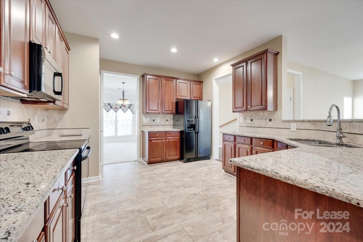 Sutton Place - Residential Lease