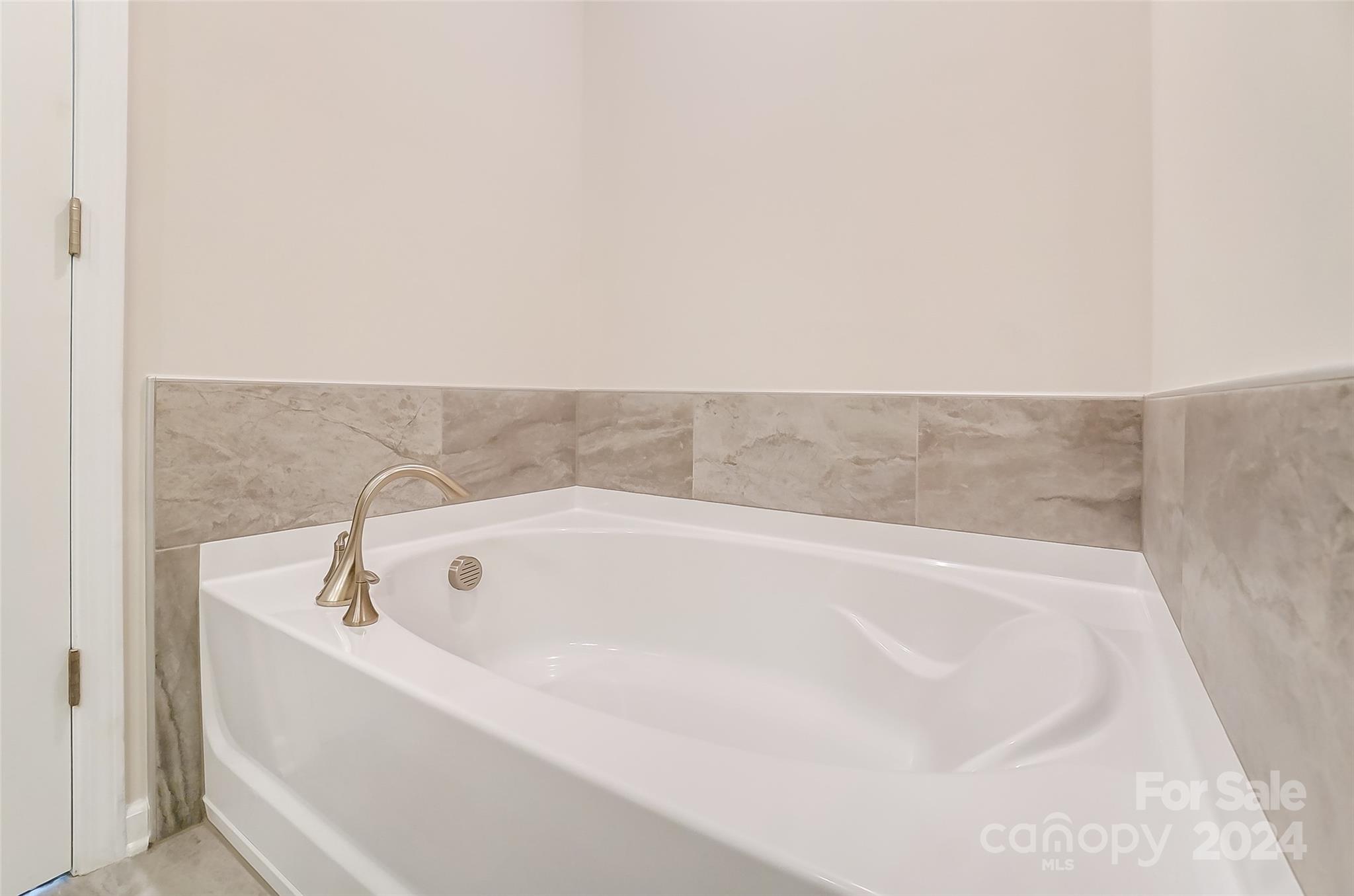 Porters Row - Residential