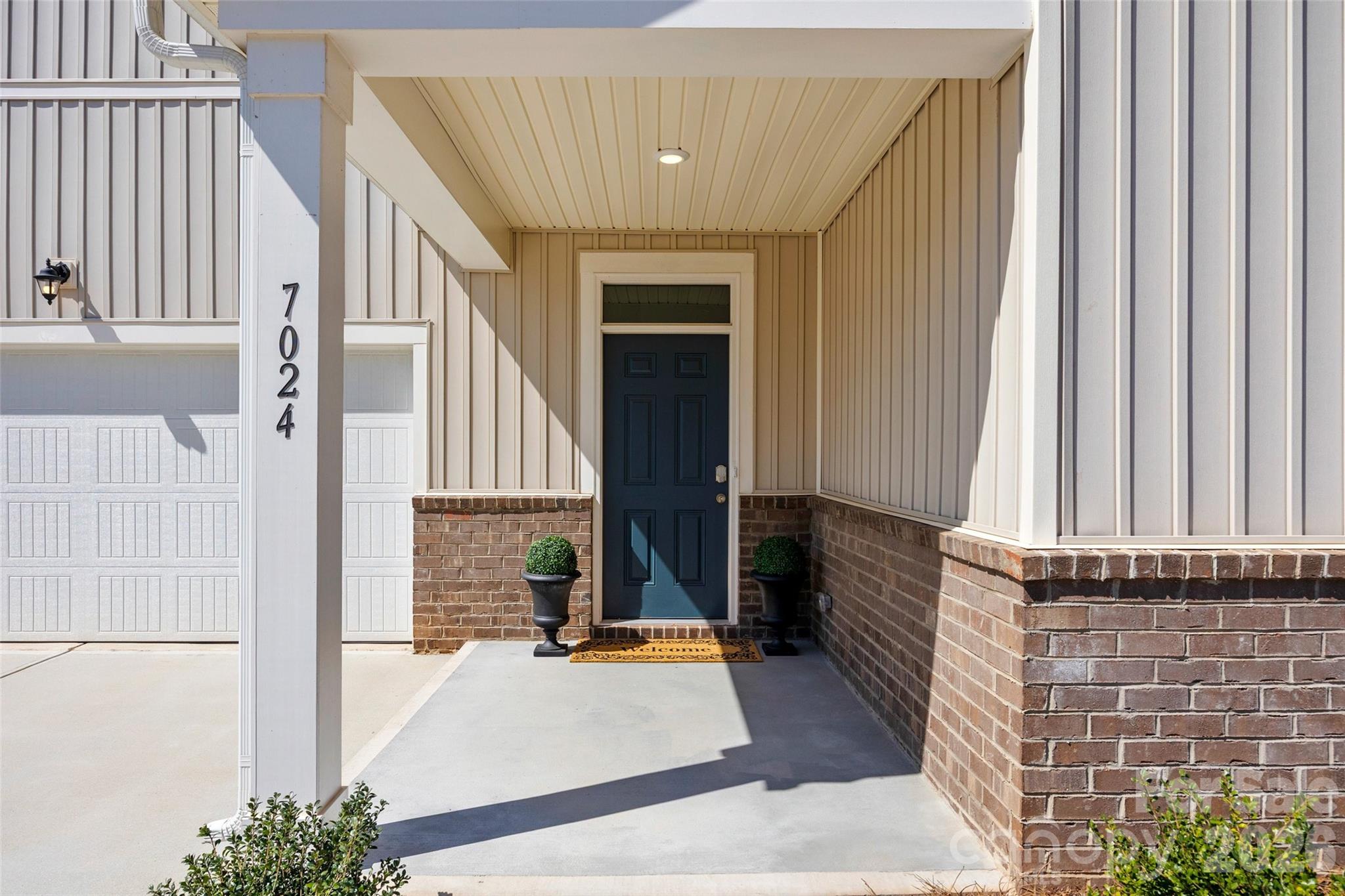 7024 Maple Run Circle