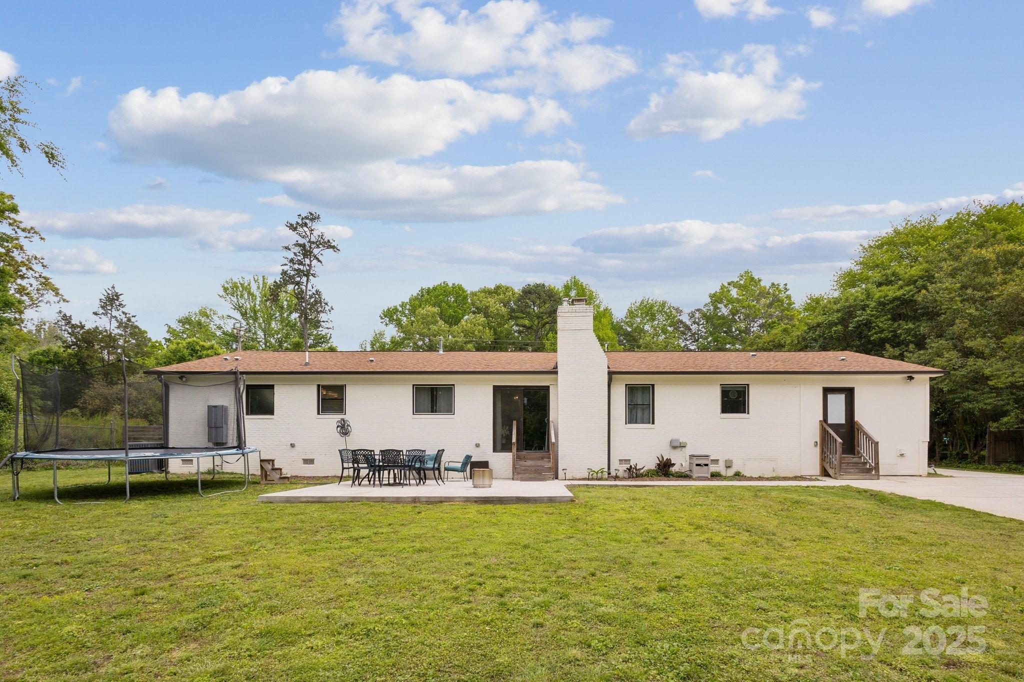 7200 Monroe Road
