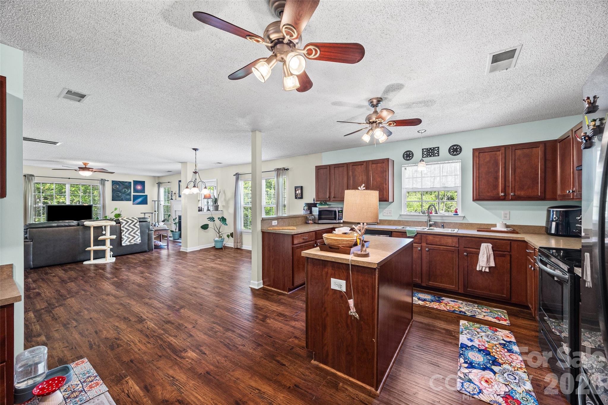 Amber Ridge - Residential