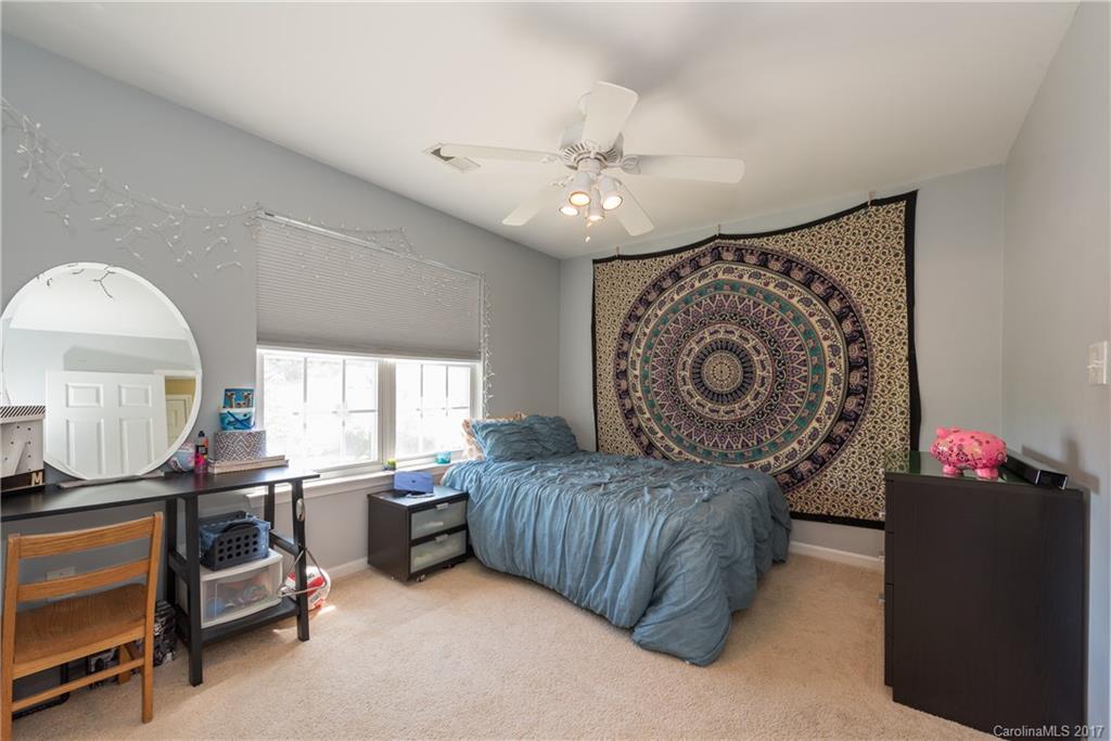 Brandon Oaks - Residential