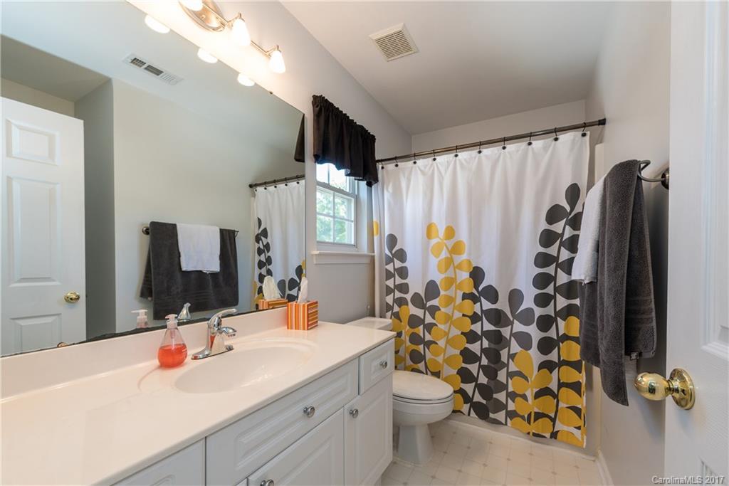 Brandon Oaks - Residential