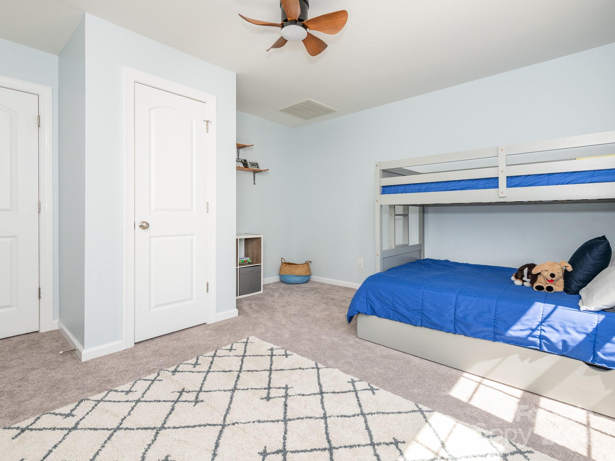 English Trails - Residential