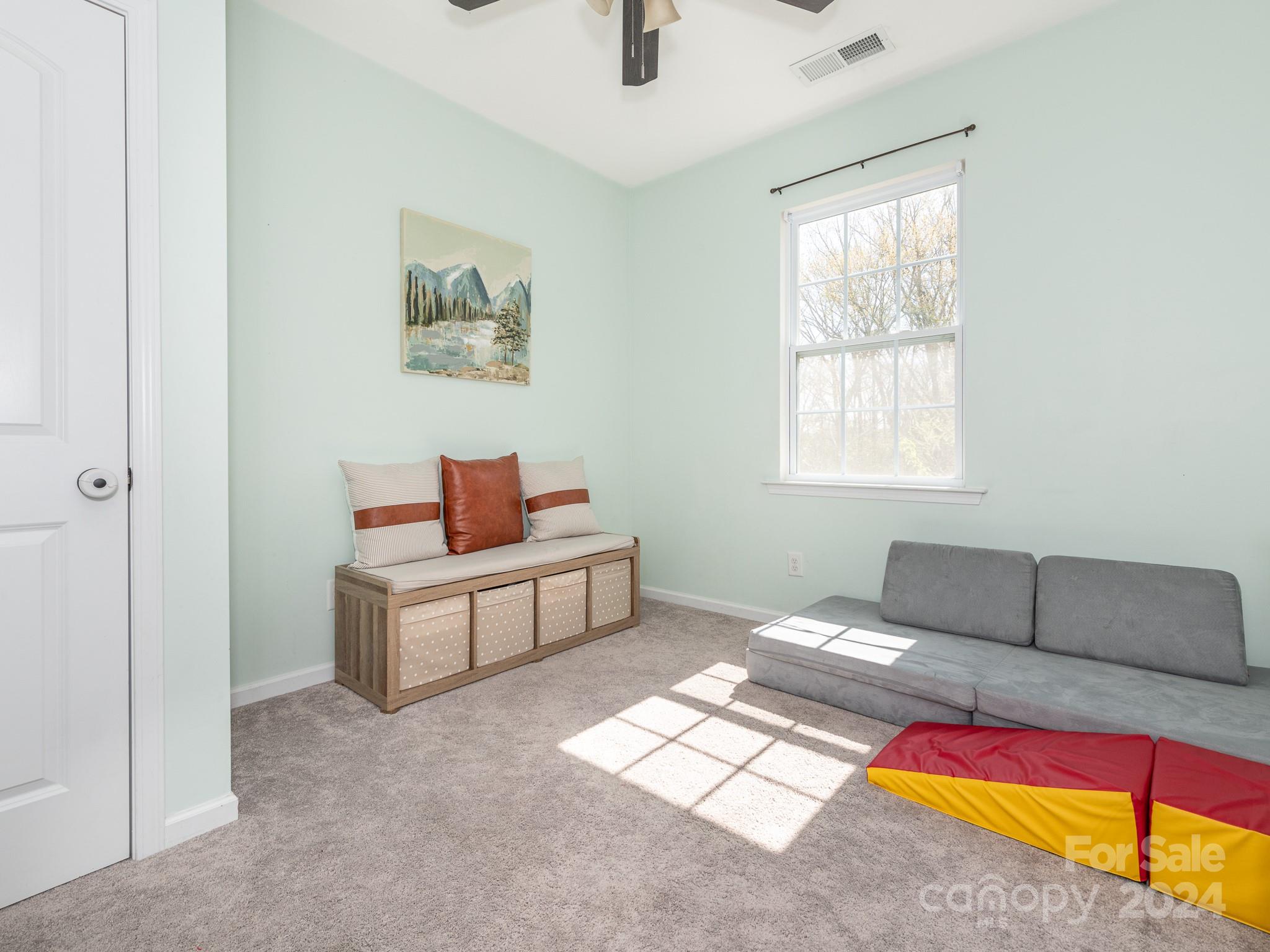 English Trails - Residential