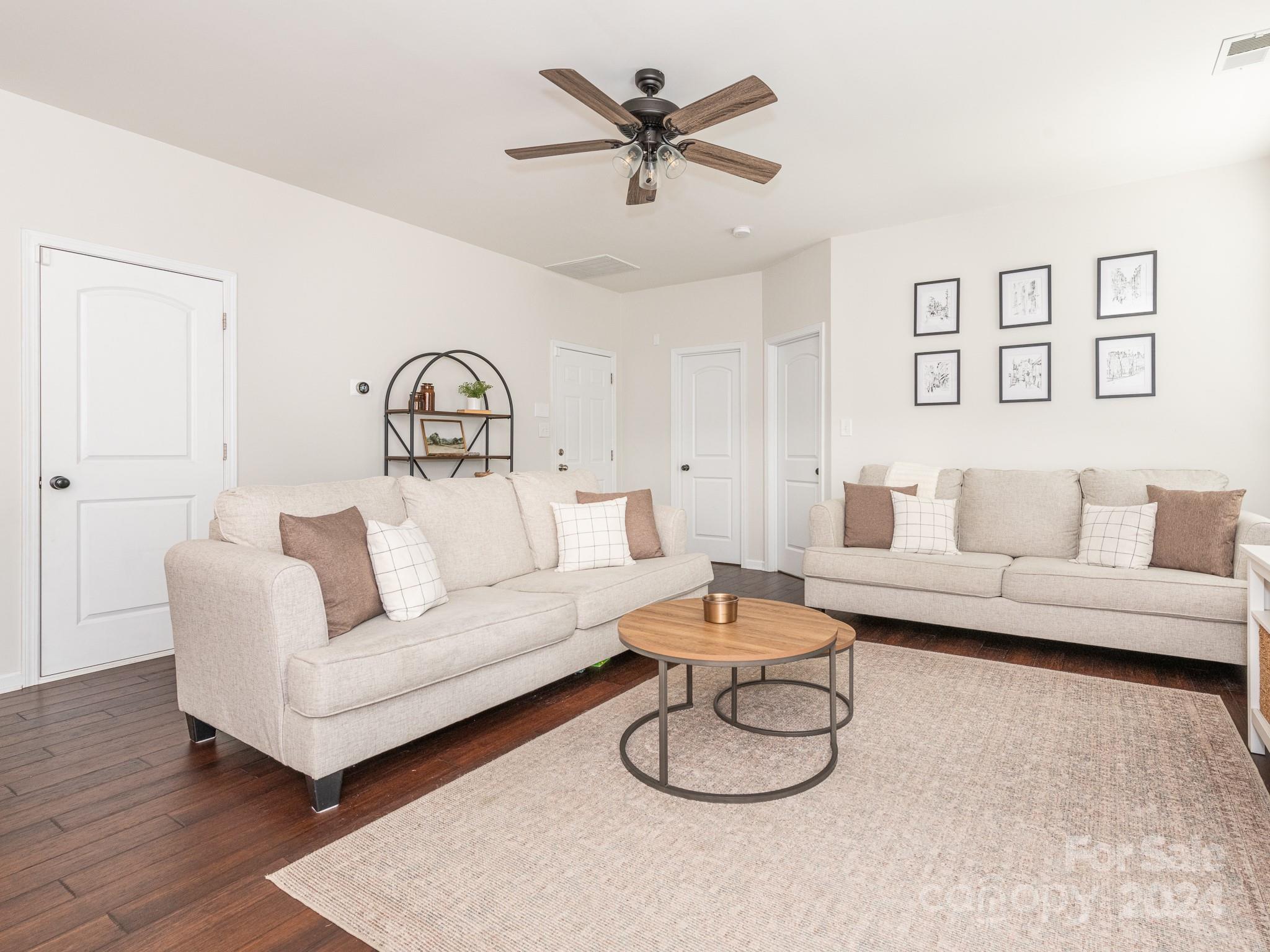 English Trails - Residential